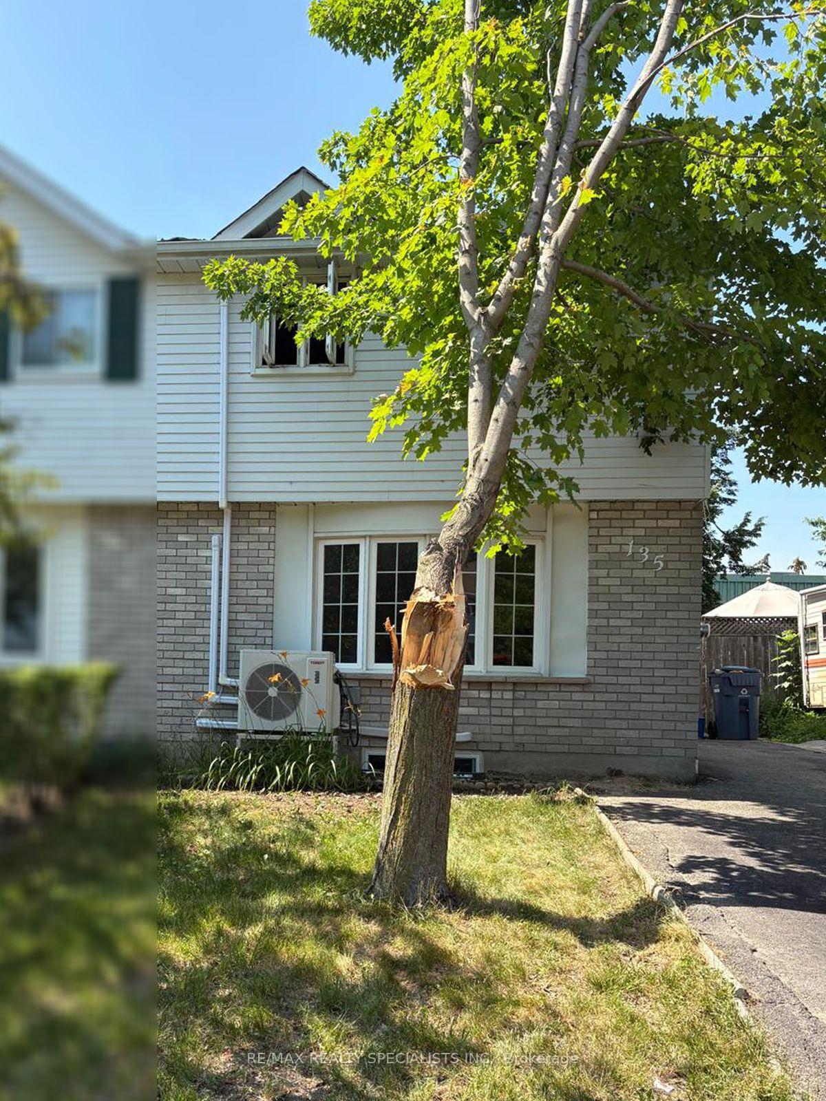 Photo 1 of 135 Sanderson Drive, Guelph, Willow West/Sugarbush/West Acres — HOMEH