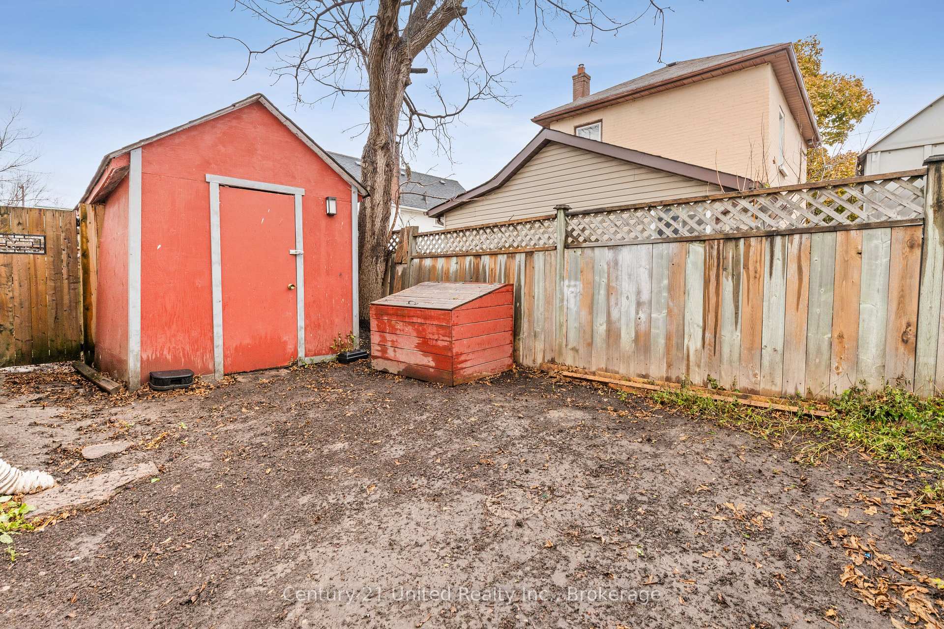 Photo 42 of 26 Park Street N, Peterborough, Town Ward 3 — HOMEH
