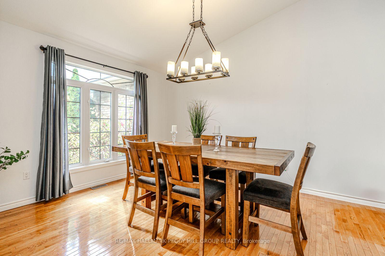 Photo 6 of 102 Highland Drive, Oro-Medonte, Horseshoe Valley — HOMEH