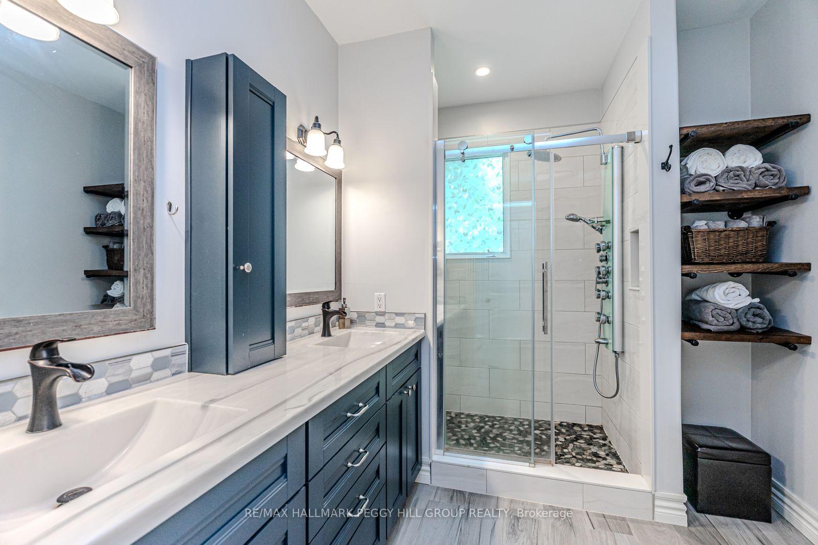 Photo 8 of 102 Highland Drive, Oro-Medonte, Horseshoe Valley — HOMEH