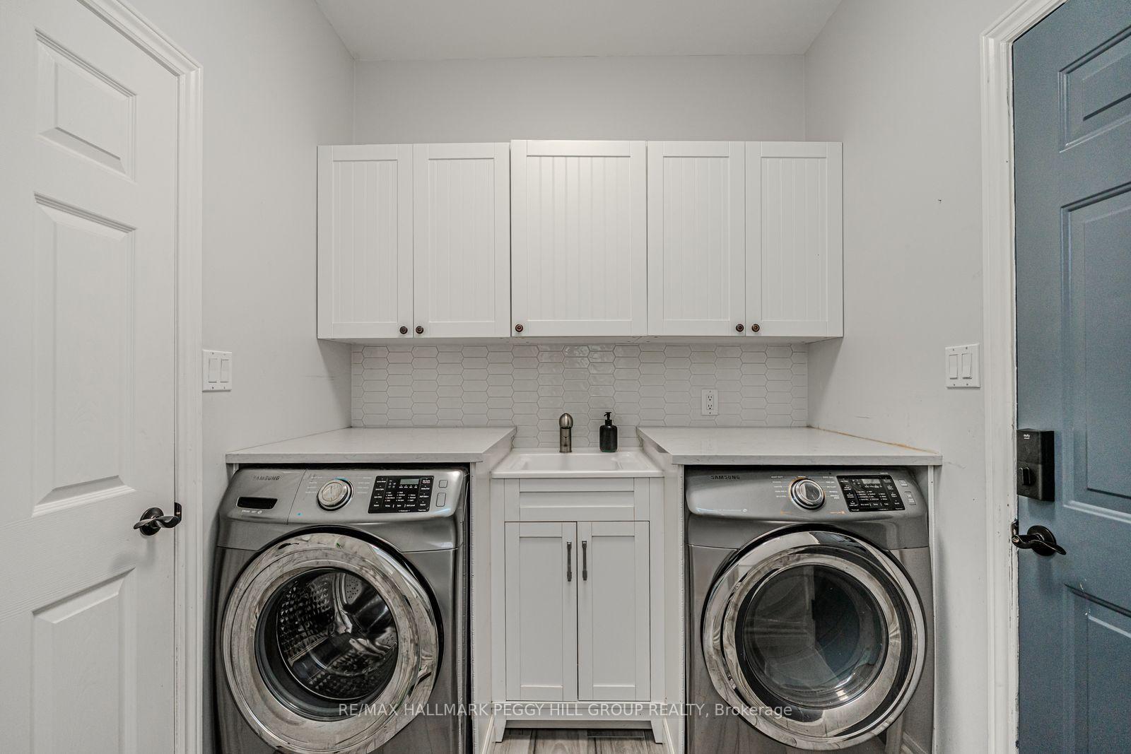 Photo 12 of 102 Highland Drive, Oro-Medonte, Horseshoe Valley — HOMEH