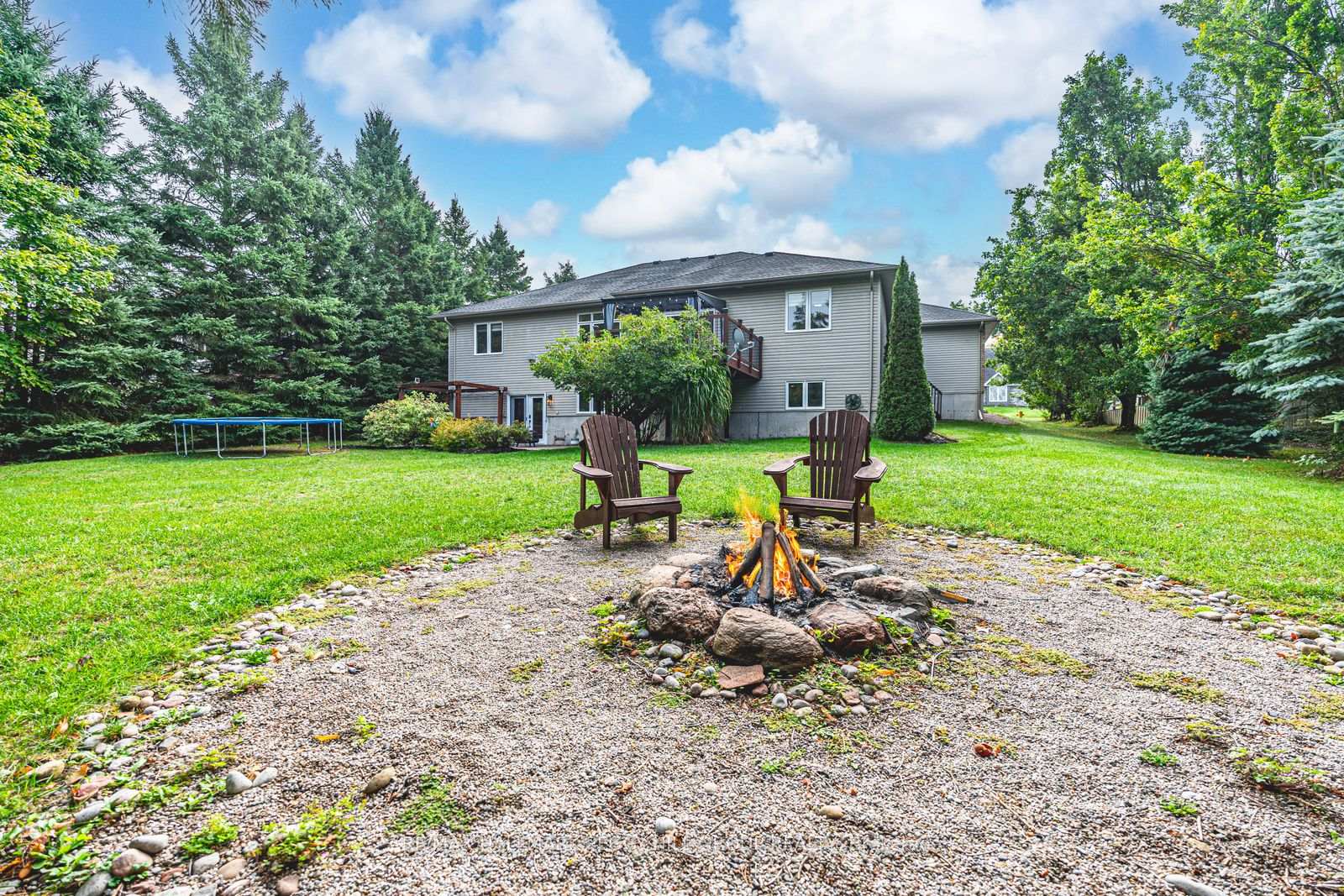 Photo 24 of 102 Highland Drive, Oro-Medonte, Horseshoe Valley — HOMEH