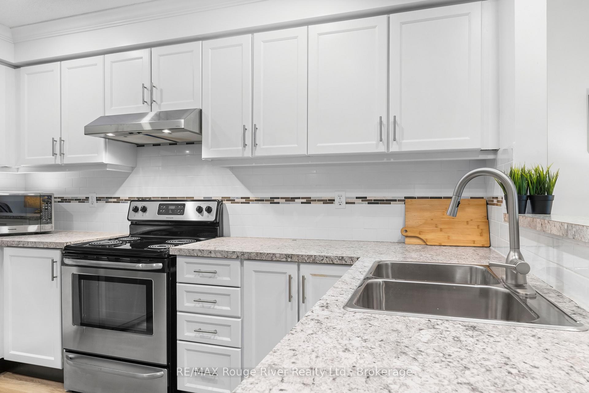 Photo 13 of 1275 Eagle Crescent, Peterborough, Monaghan Ward 2 — HOMEH