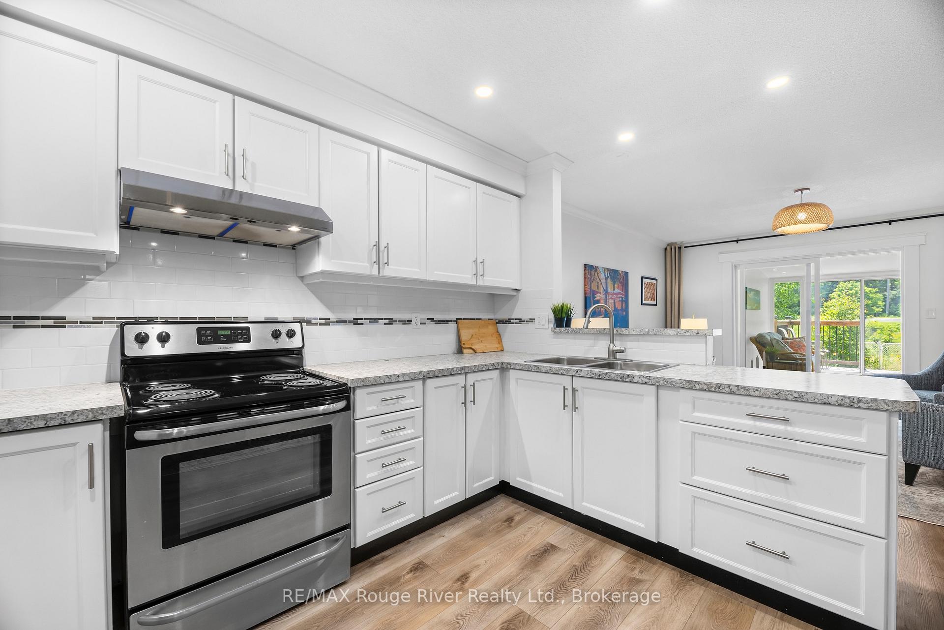 Photo 14 of 1275 Eagle Crescent, Peterborough, Monaghan Ward 2 — HOMEH