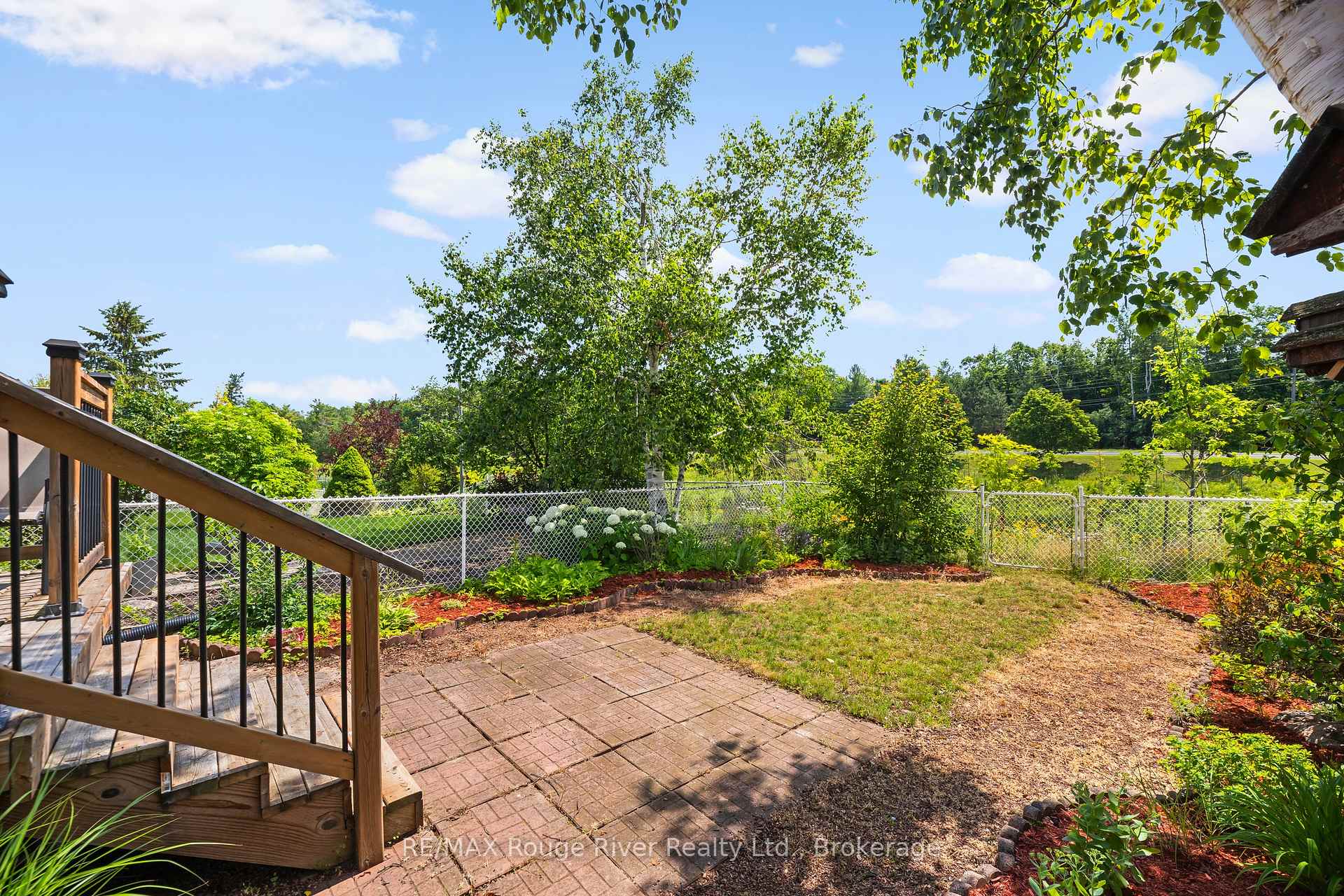 Photo 34 of 1275 Eagle Crescent, Peterborough, Monaghan Ward 2 — HOMEH