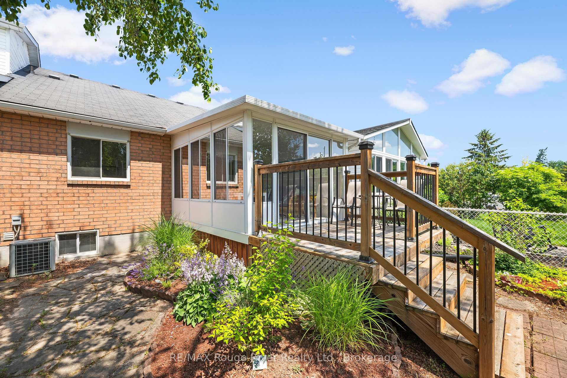 Photo 35 of 1275 Eagle Crescent, Peterborough, Monaghan Ward 2 — HOMEH
