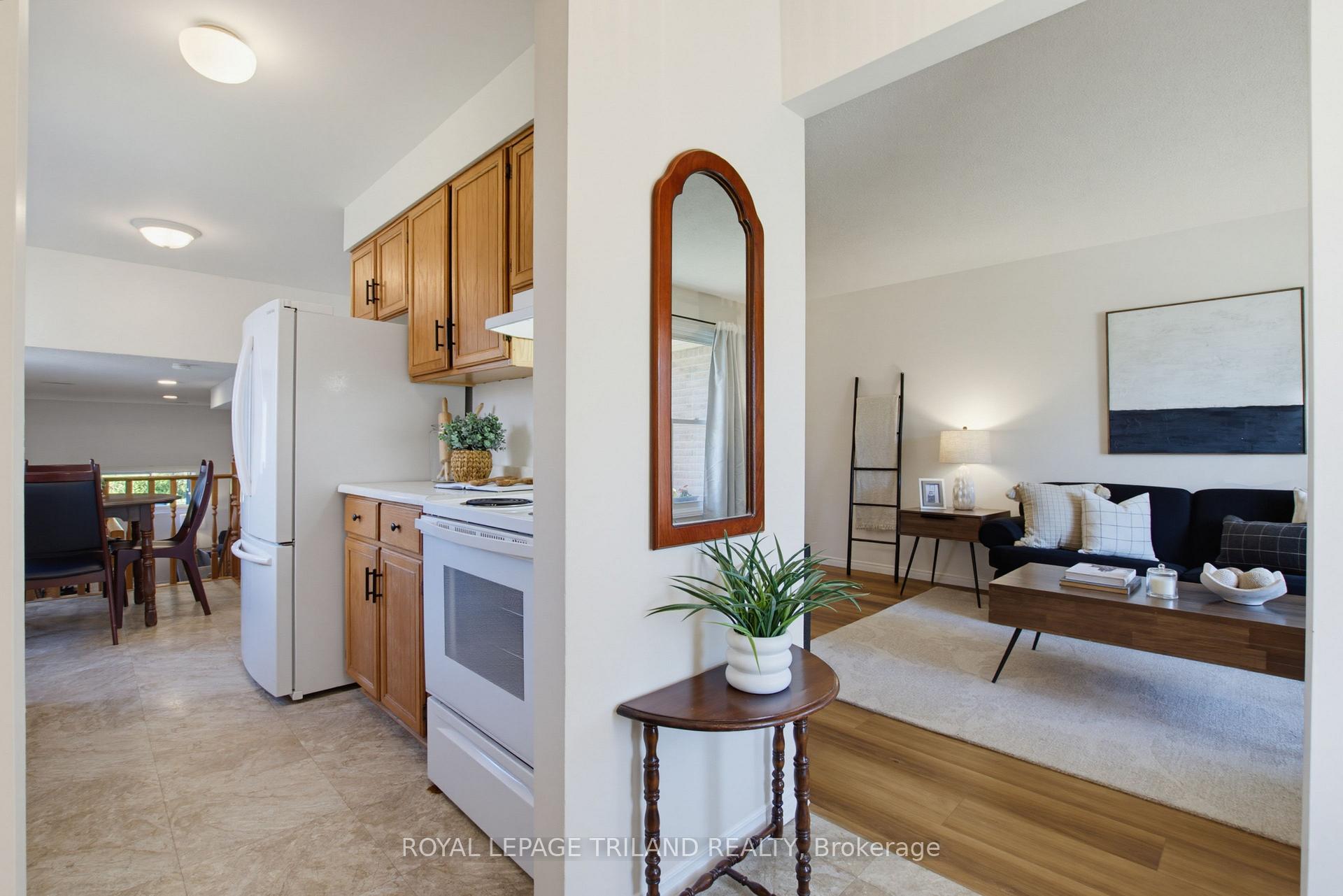 Photo 6 of 765 Homeview Road, London, South Q — HOMEH