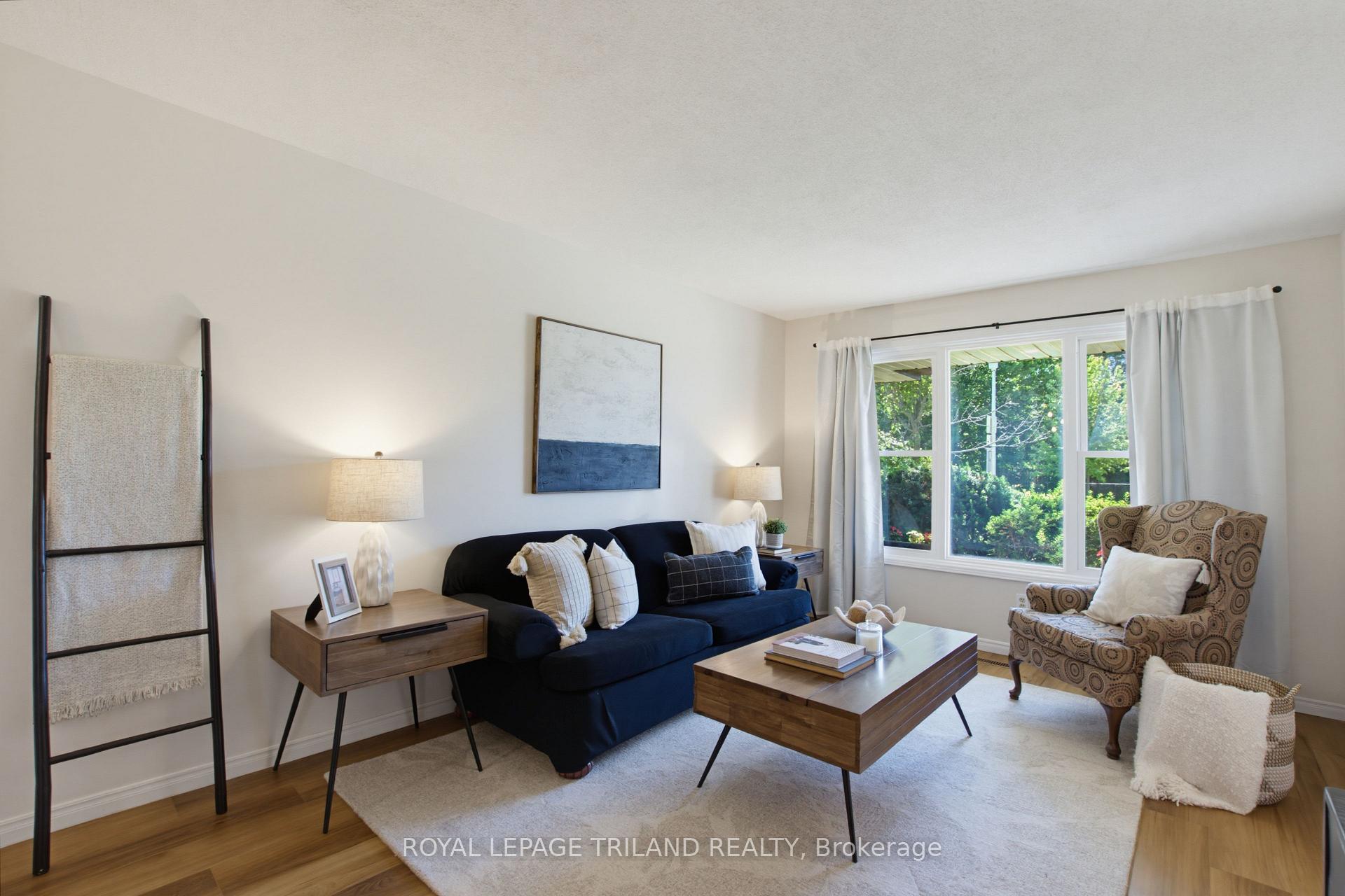 Photo 8 of 765 Homeview Road, London, South Q — HOMEH