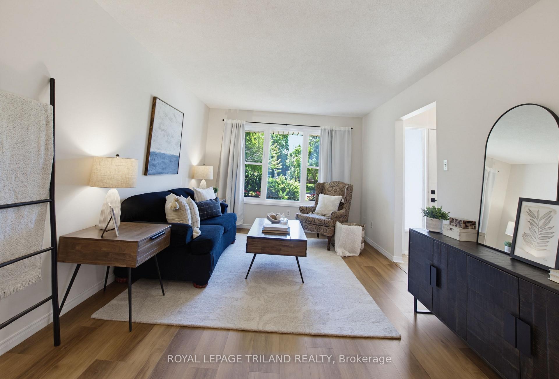 Photo 10 of 765 Homeview Road, London, South Q — HOMEH