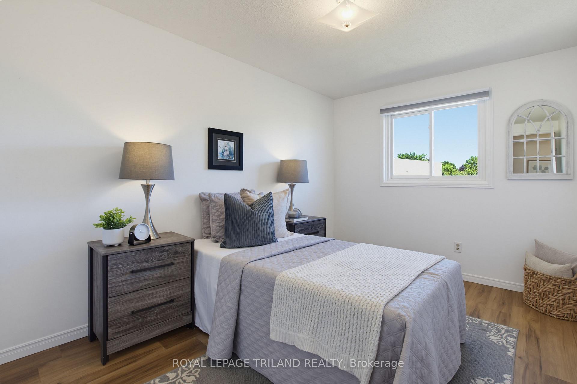 Photo 22 of 765 Homeview Road, London, South Q — HOMEH