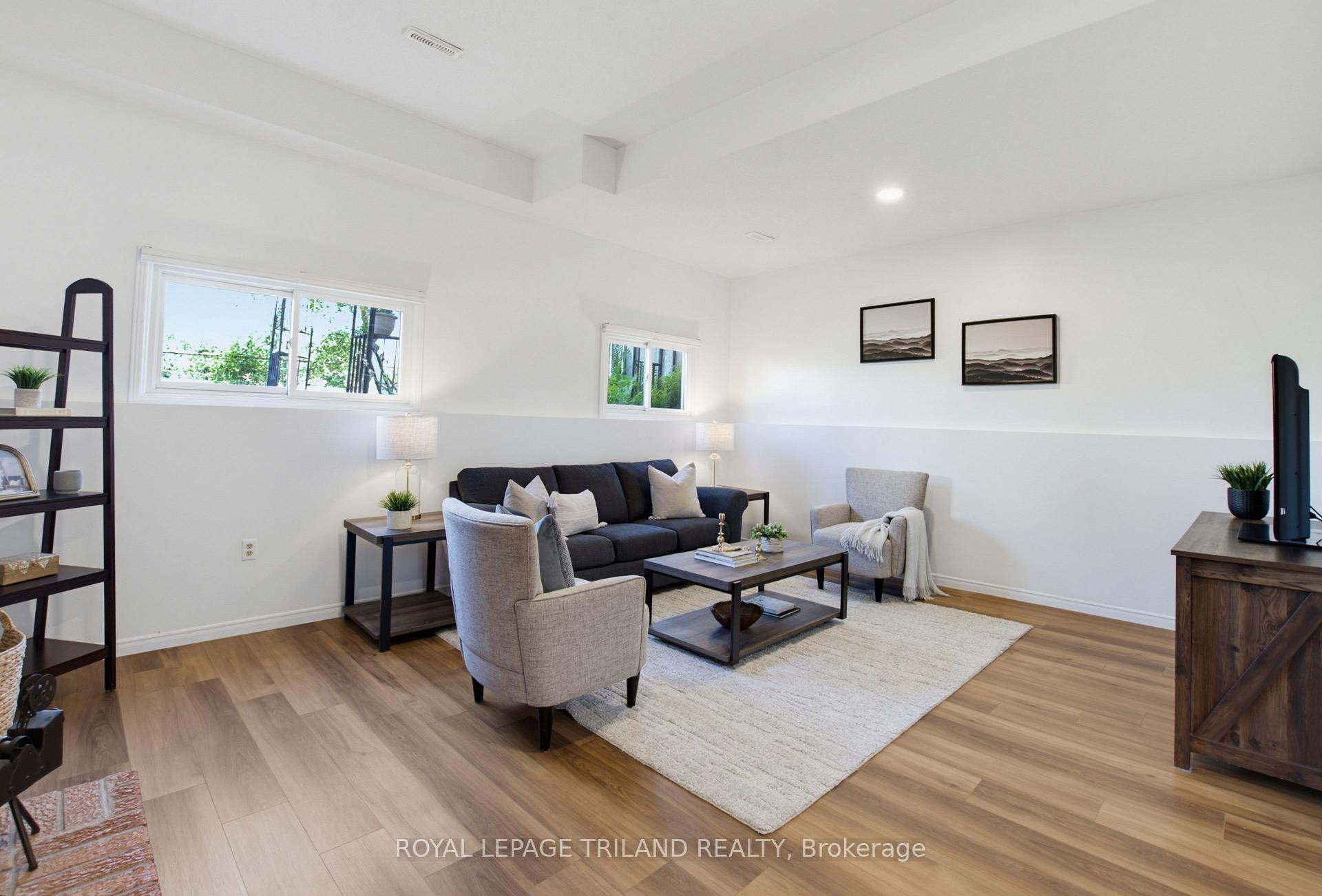 Photo 29 of 765 Homeview Road, London, South Q — HOMEH