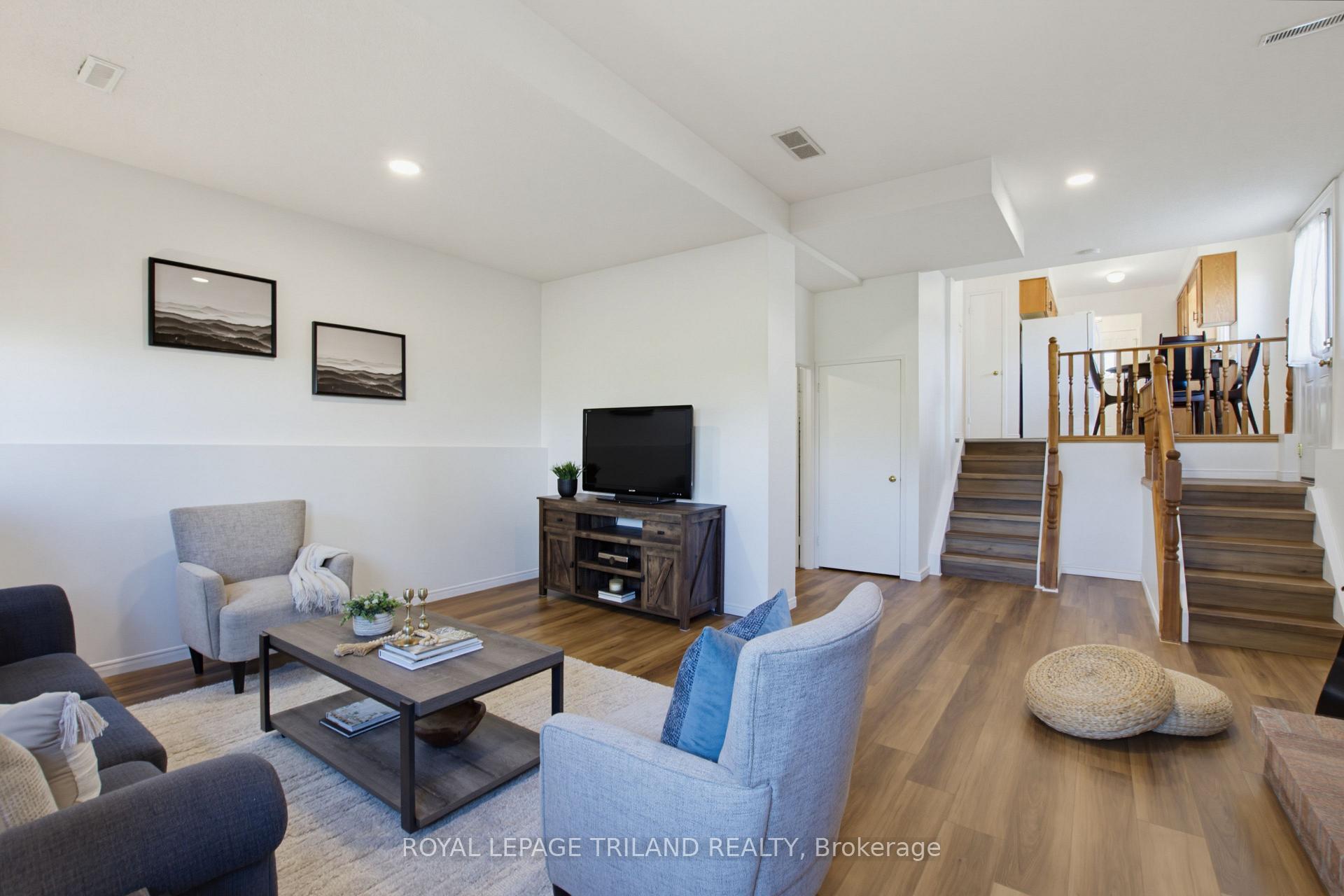 Photo 31 of 765 Homeview Road, London, South Q — HOMEH