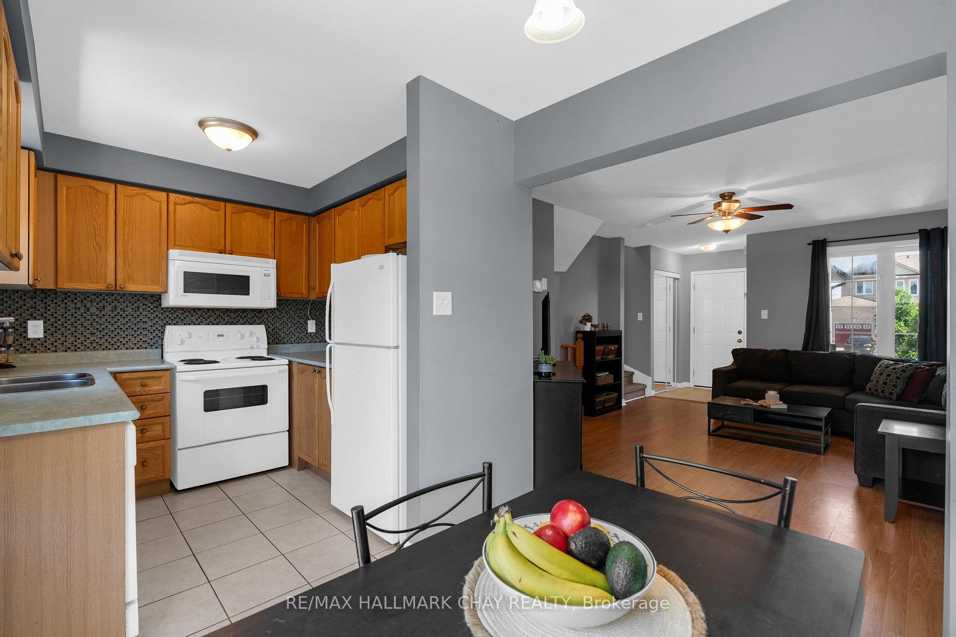 Photo 9 of 34 Coleman Drive, Barrie, Edgehill Drive — HOMEH