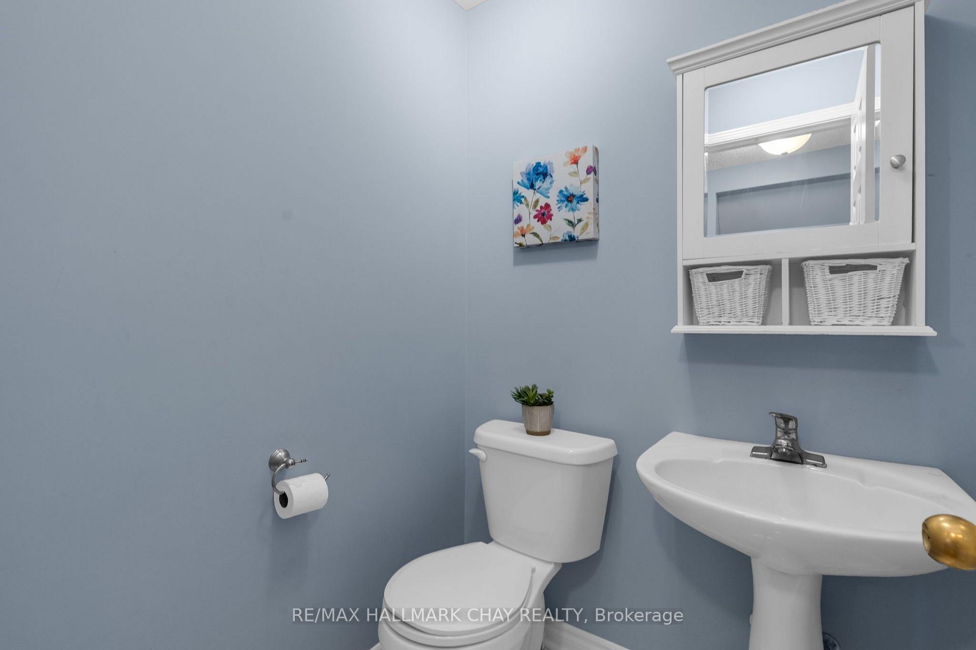 Photo 14 of 34 Coleman Drive, Barrie, Edgehill Drive — HOMEH