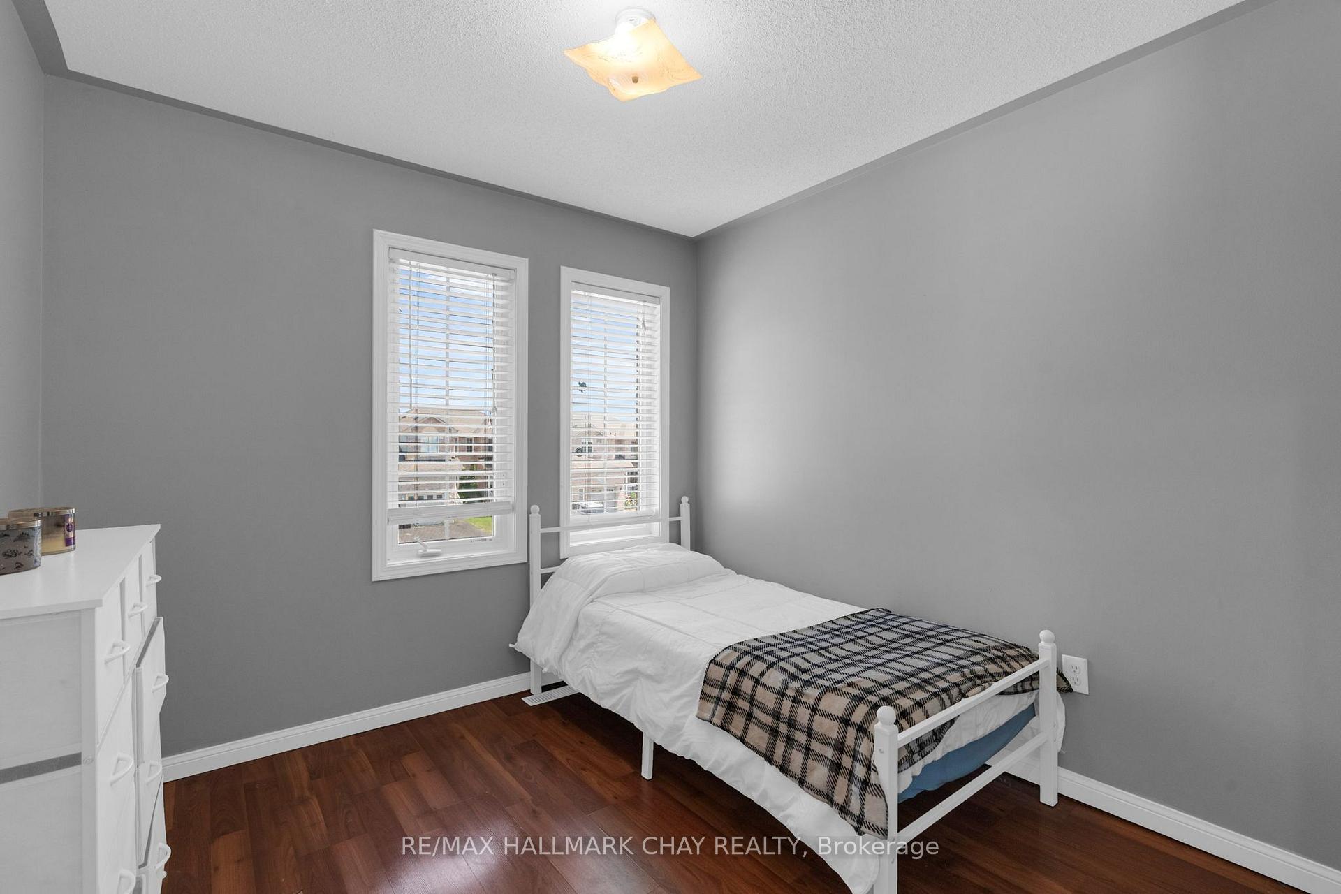 Photo 20 of 34 Coleman Drive, Barrie, Edgehill Drive — HOMEH