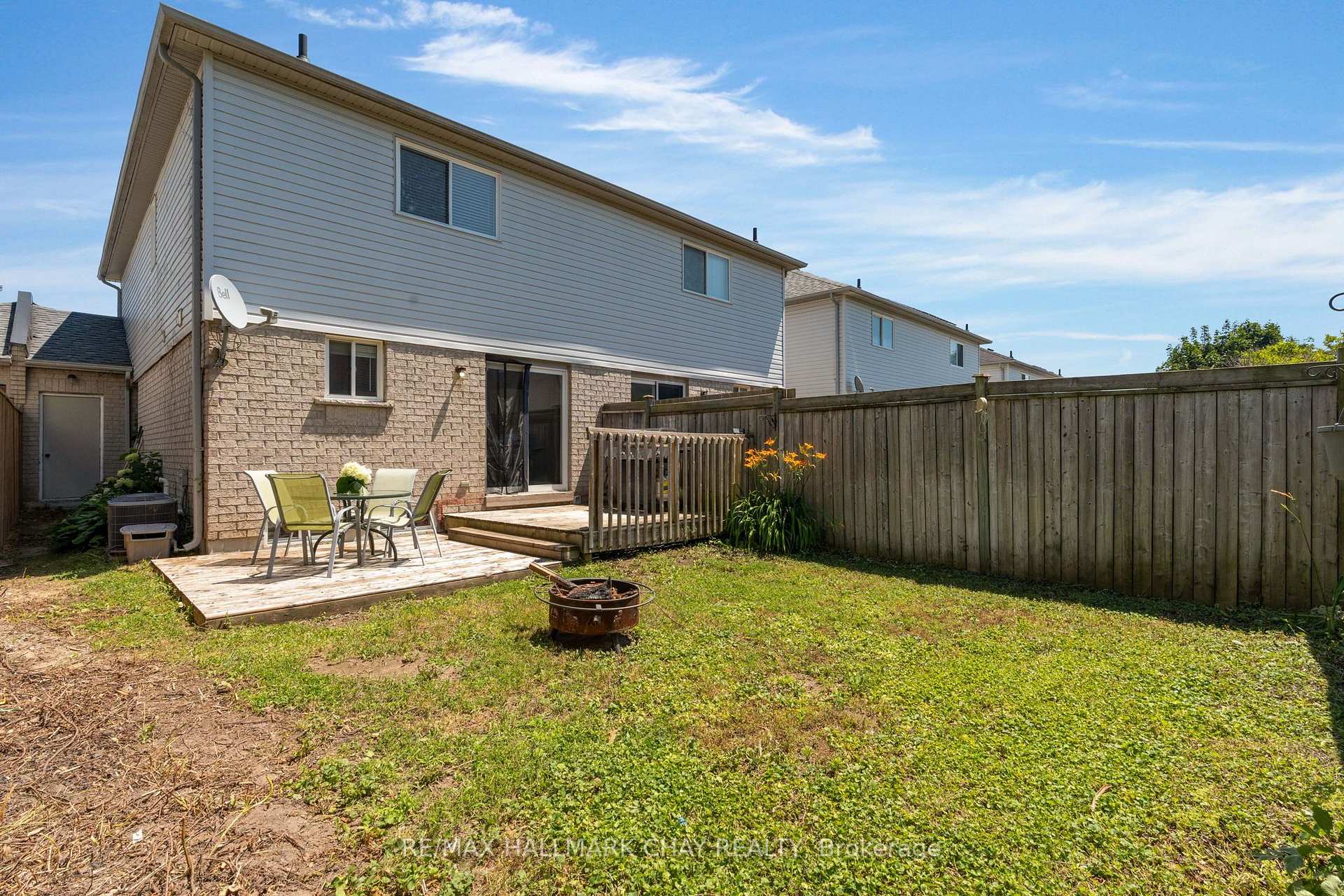 Photo 28 of 34 Coleman Drive, Barrie, Edgehill Drive — HOMEH