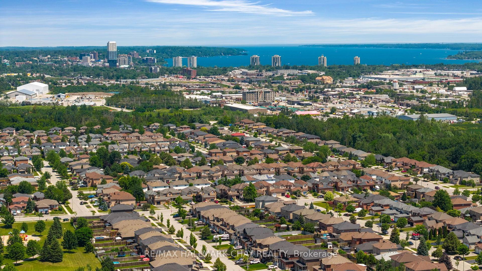 Photo 31 of 34 Coleman Drive, Barrie, Edgehill Drive — HOMEH