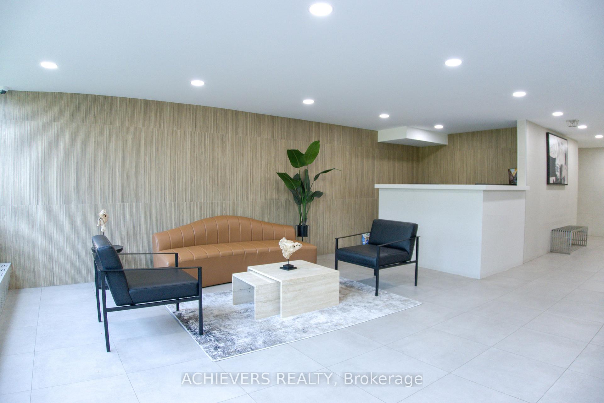 Photo 4 of Unit PH 6, 100 Echo Point, Scarborough, L'Amoreaux — HOMEH