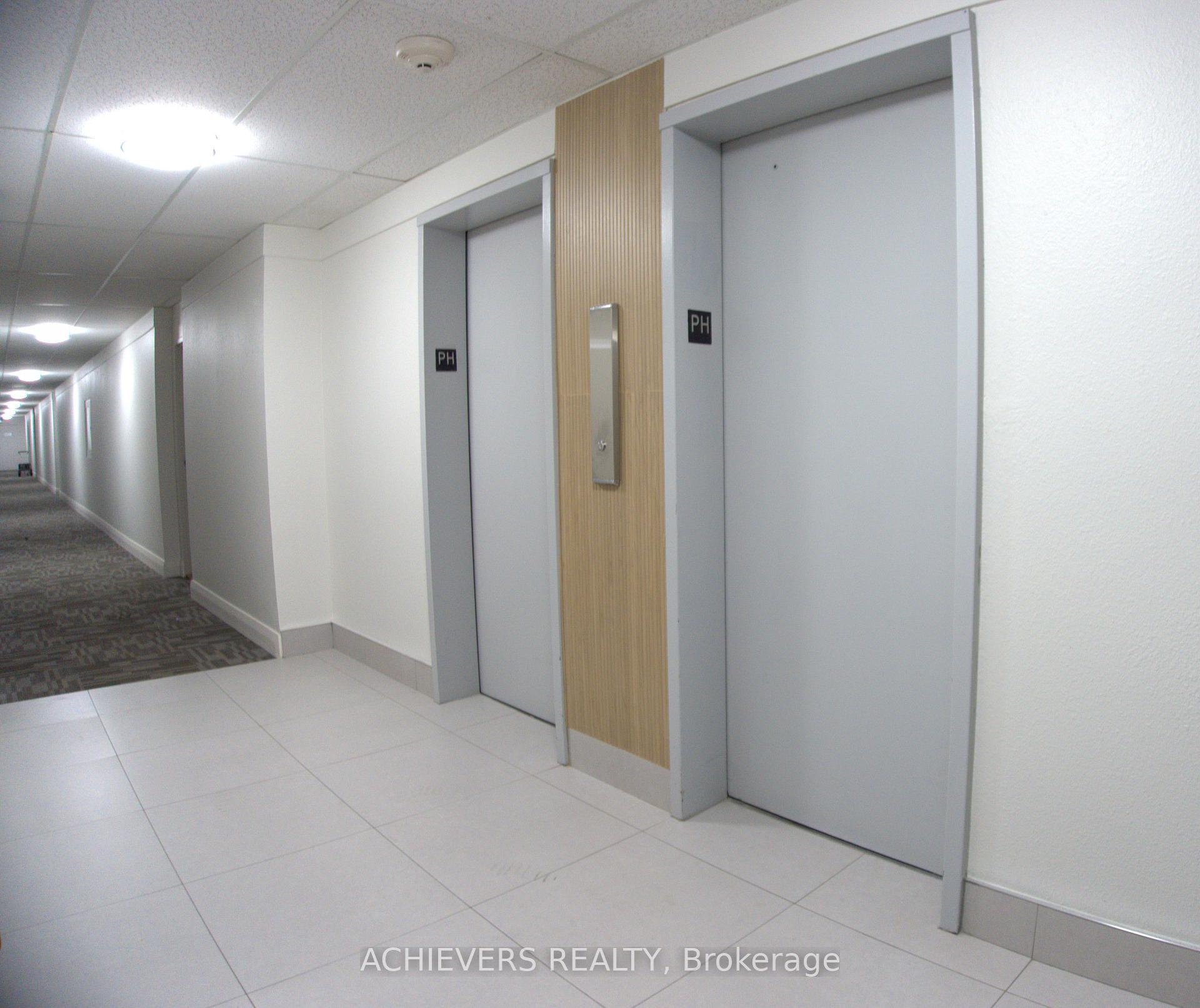Photo 6 of Unit PH 6, 100 Echo Point, Scarborough, L'Amoreaux — HOMEH