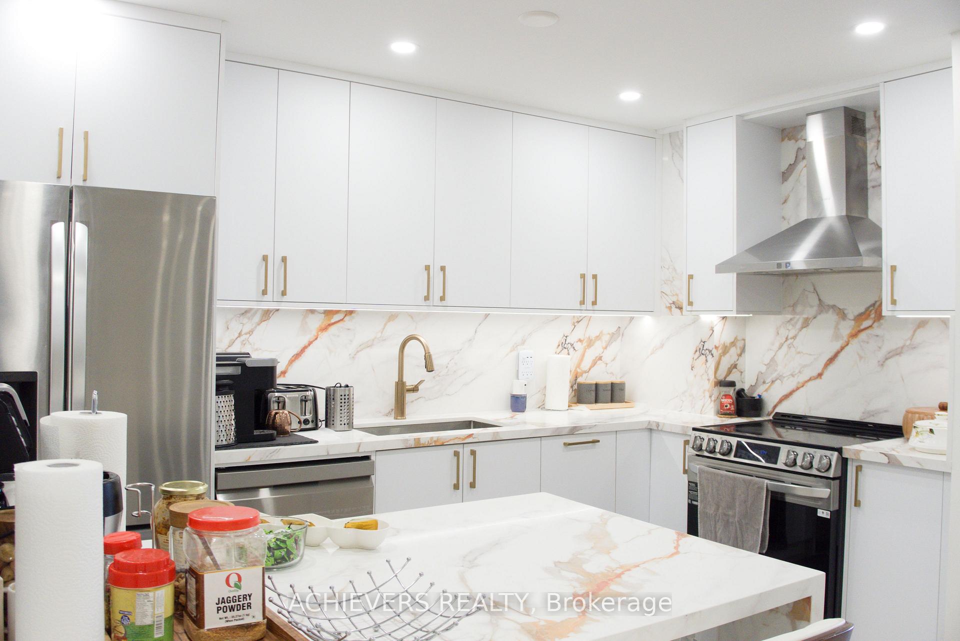Photo 12 of Unit PH 6, 100 Echo Point, Scarborough, L'Amoreaux — HOMEH