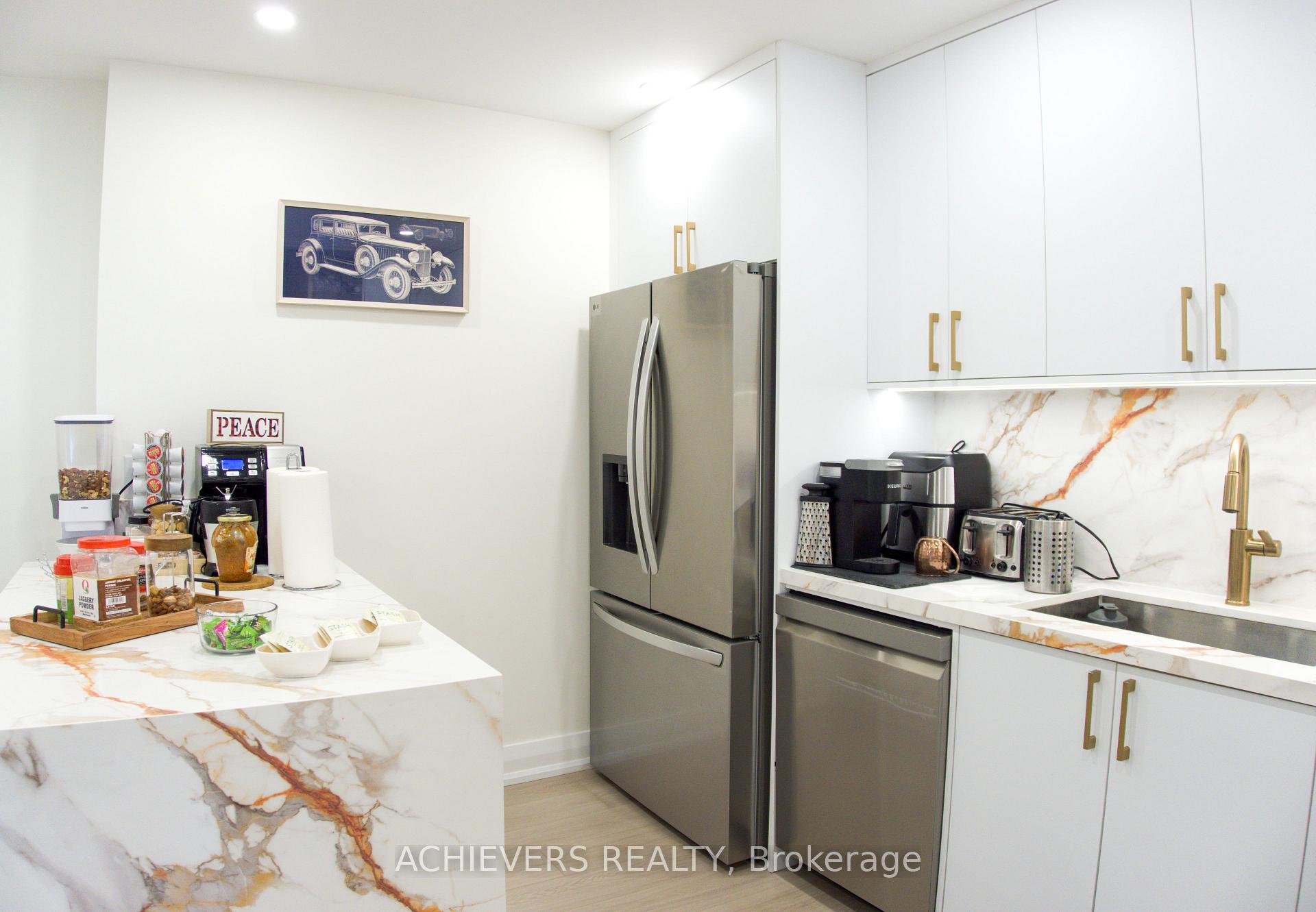 Photo 13 of Unit PH 6, 100 Echo Point, Scarborough, L'Amoreaux — HOMEH