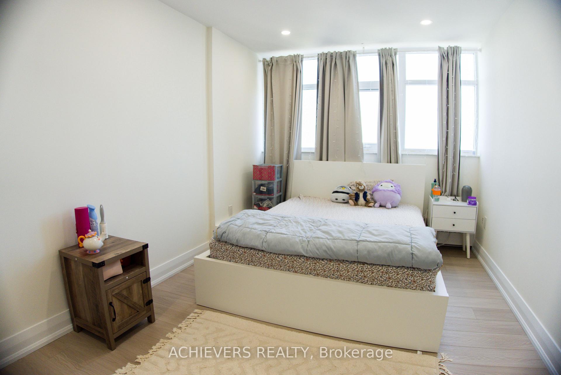 Photo 23 of Unit PH 6, 100 Echo Point, Scarborough, L'Amoreaux — HOMEH