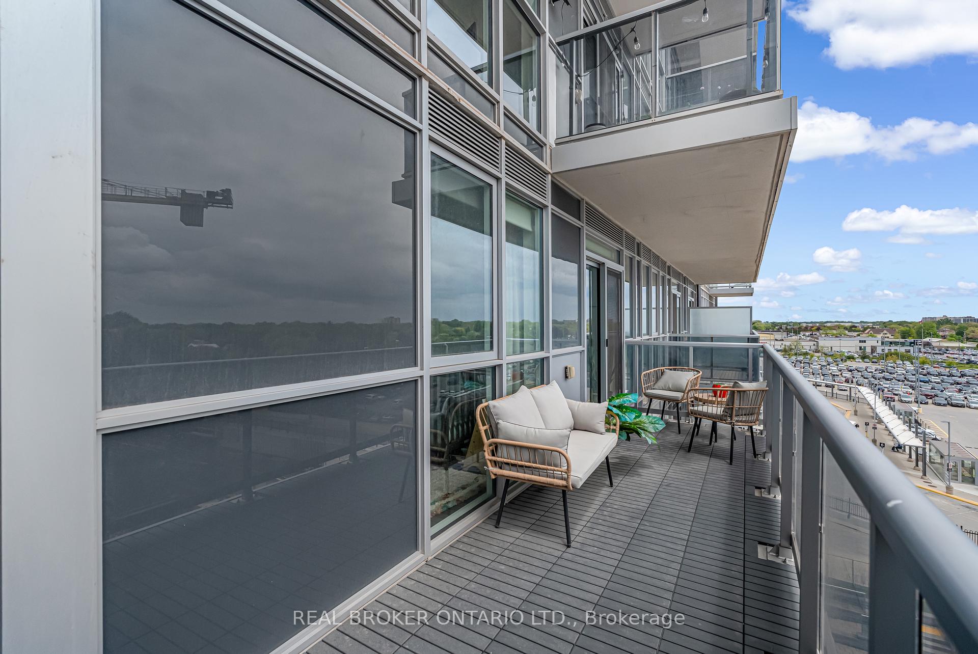 Photo 22 of Unit 607, 2093 Fairview Street, Burlington, Freeman — HOMEH