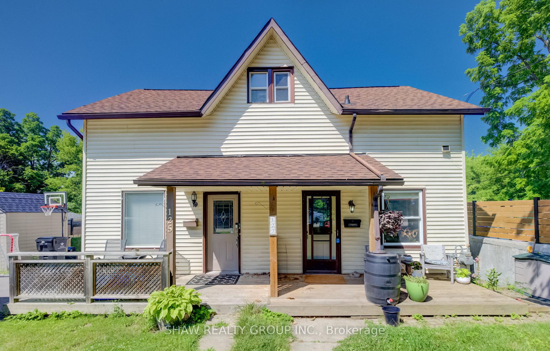 Front of 127 Henderson Street