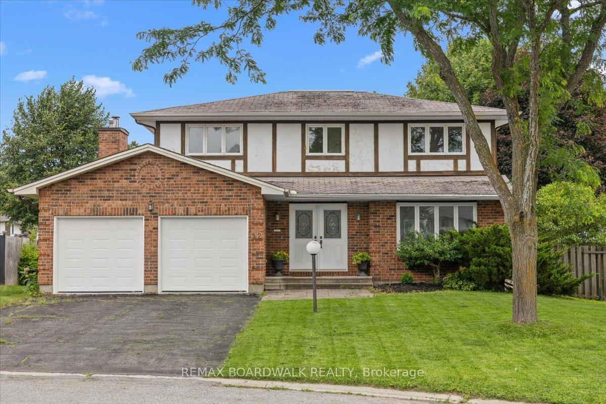 Photo 1 of 42 Pickwick Drive, Ottawa, Barrhaven - Cedargrove/Fraserdale — HOMEH