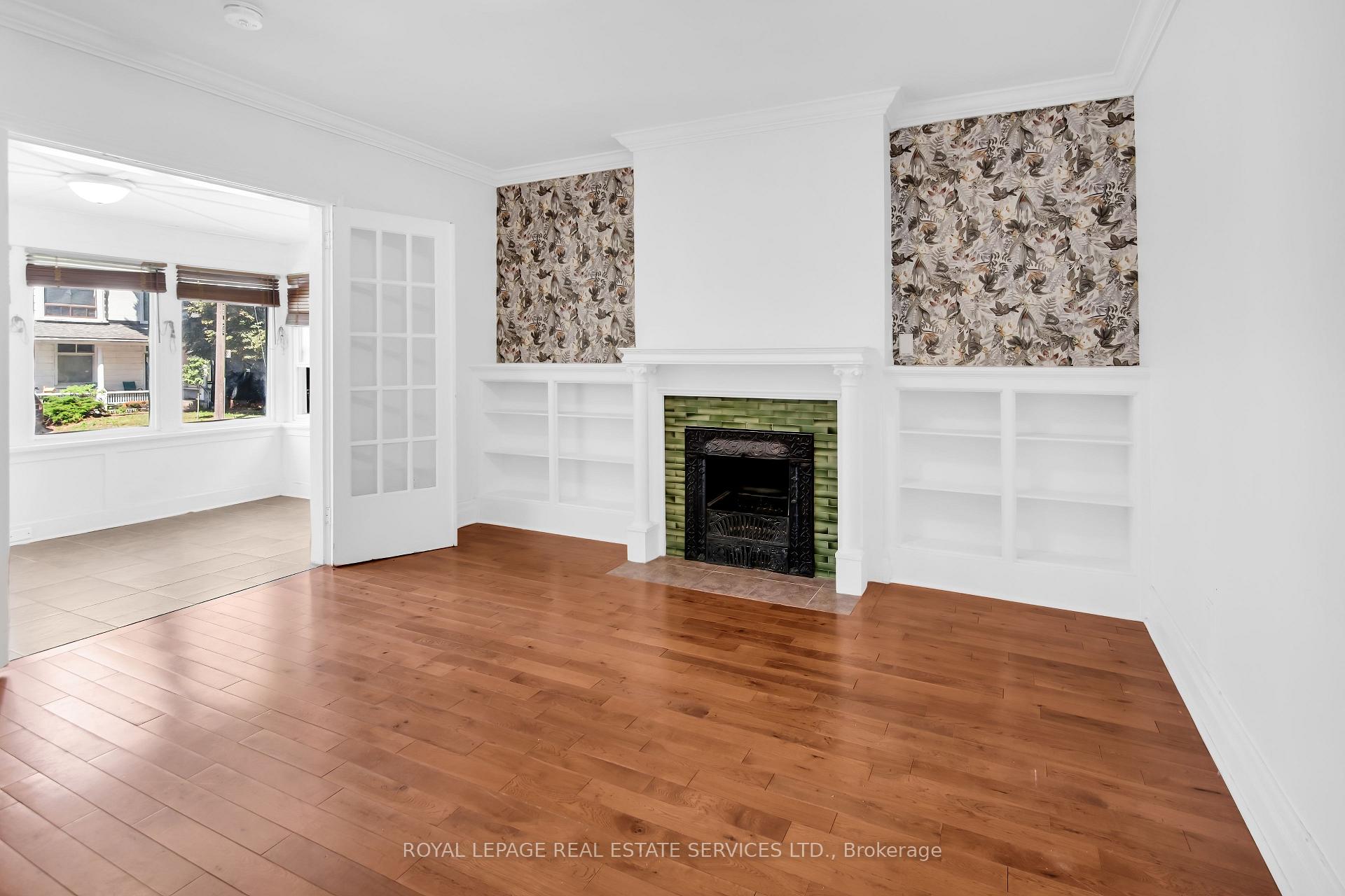 Photo 6 of 127 Waverley Road, Toronto, The Beaches — HOMEH