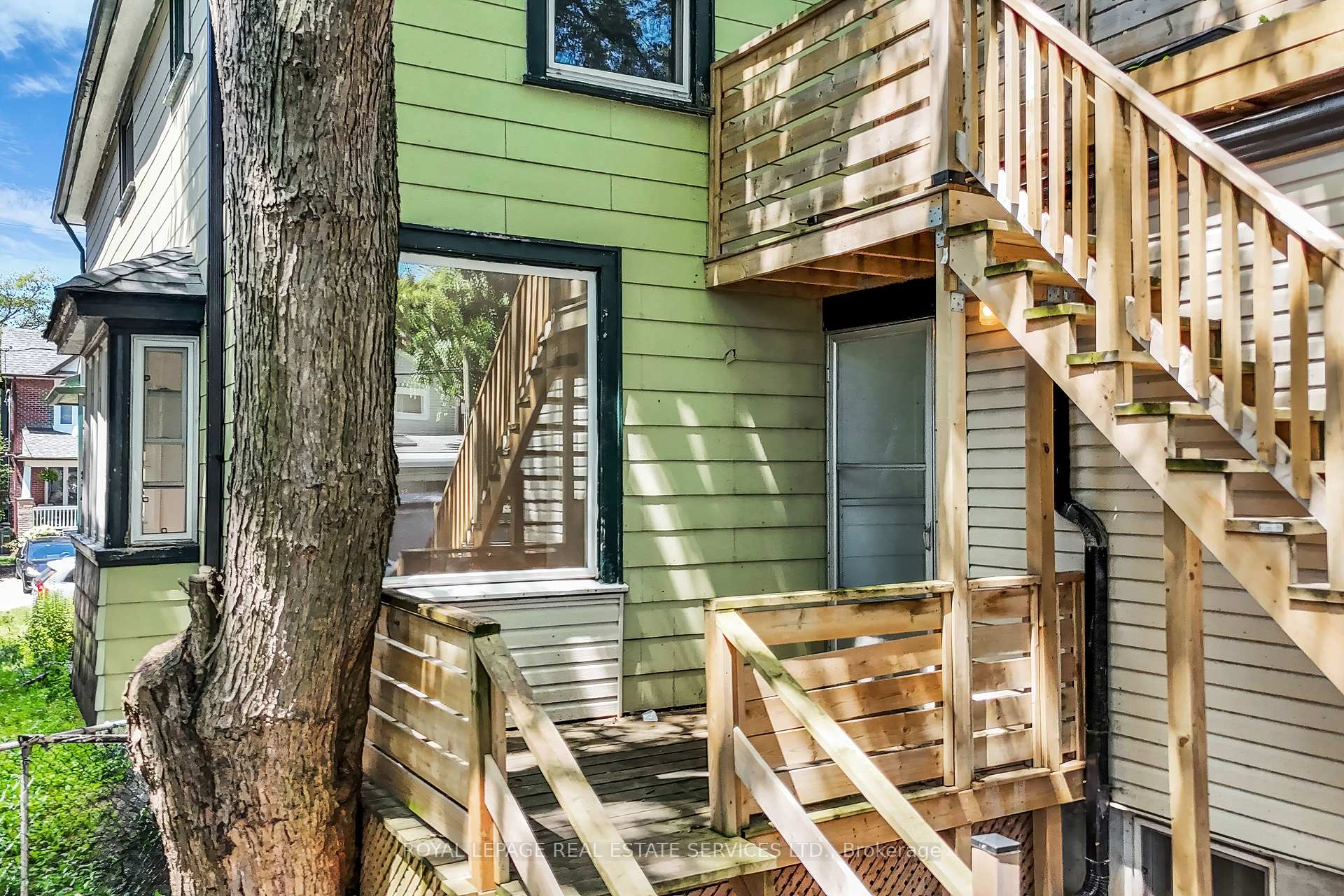 Photo 41 of 127 Waverley Road, Toronto, The Beaches — HOMEH