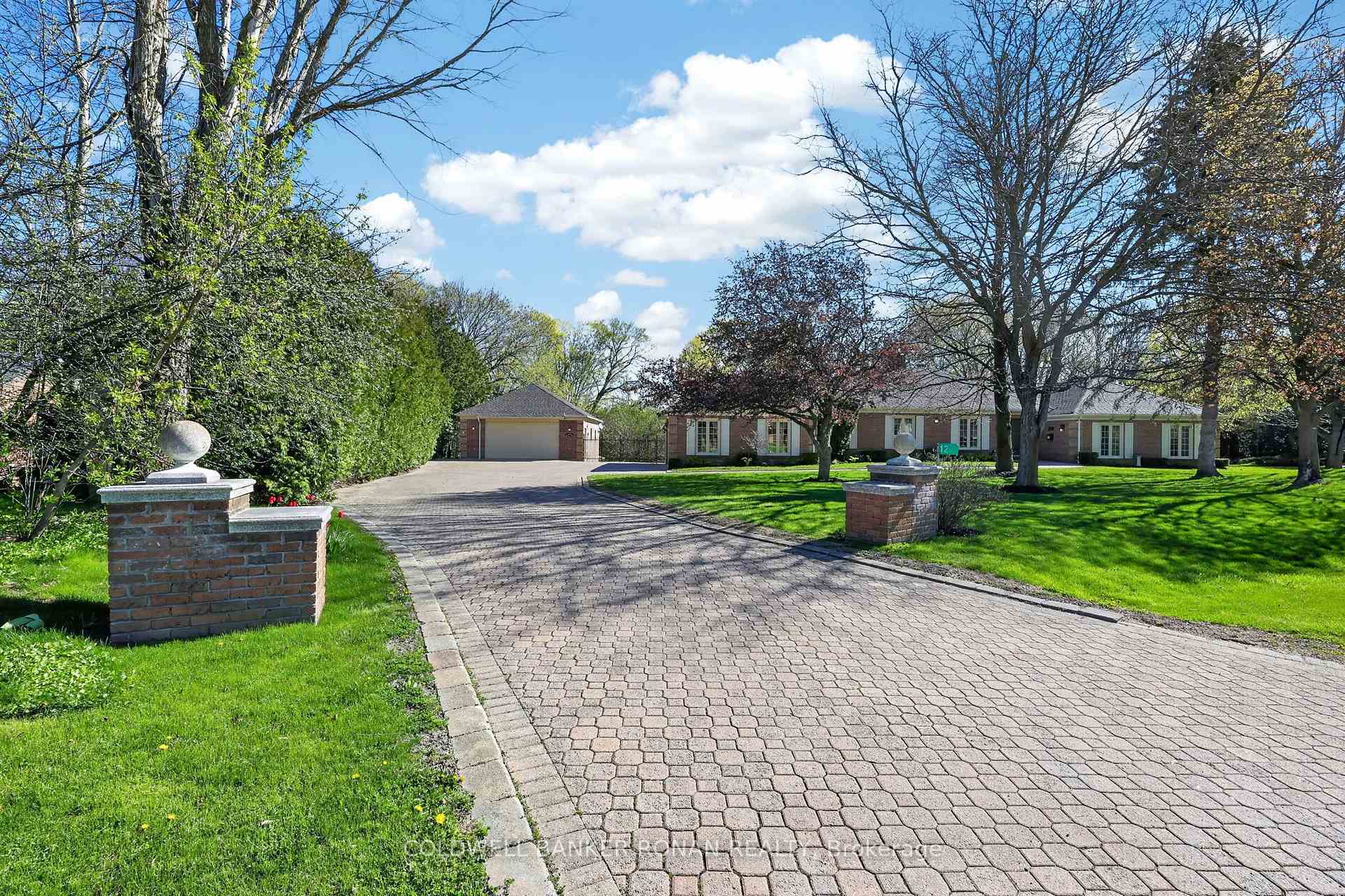 Photo 3 of 12 Themer Court, New Tecumseth, Rural New Tecumseth — HOMEH