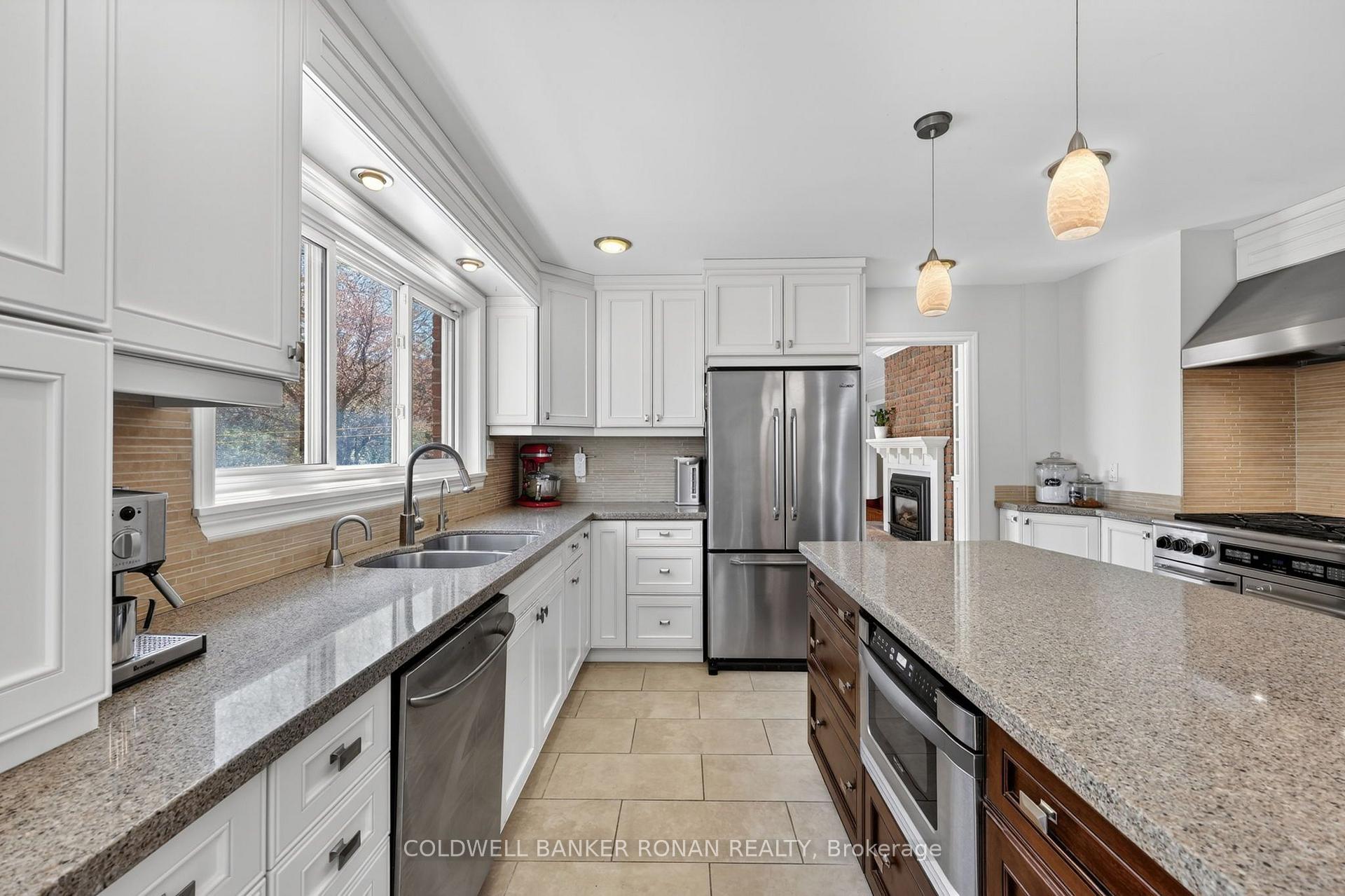 Photo 11 of 12 Themer Court, New Tecumseth, Rural New Tecumseth — HOMEH