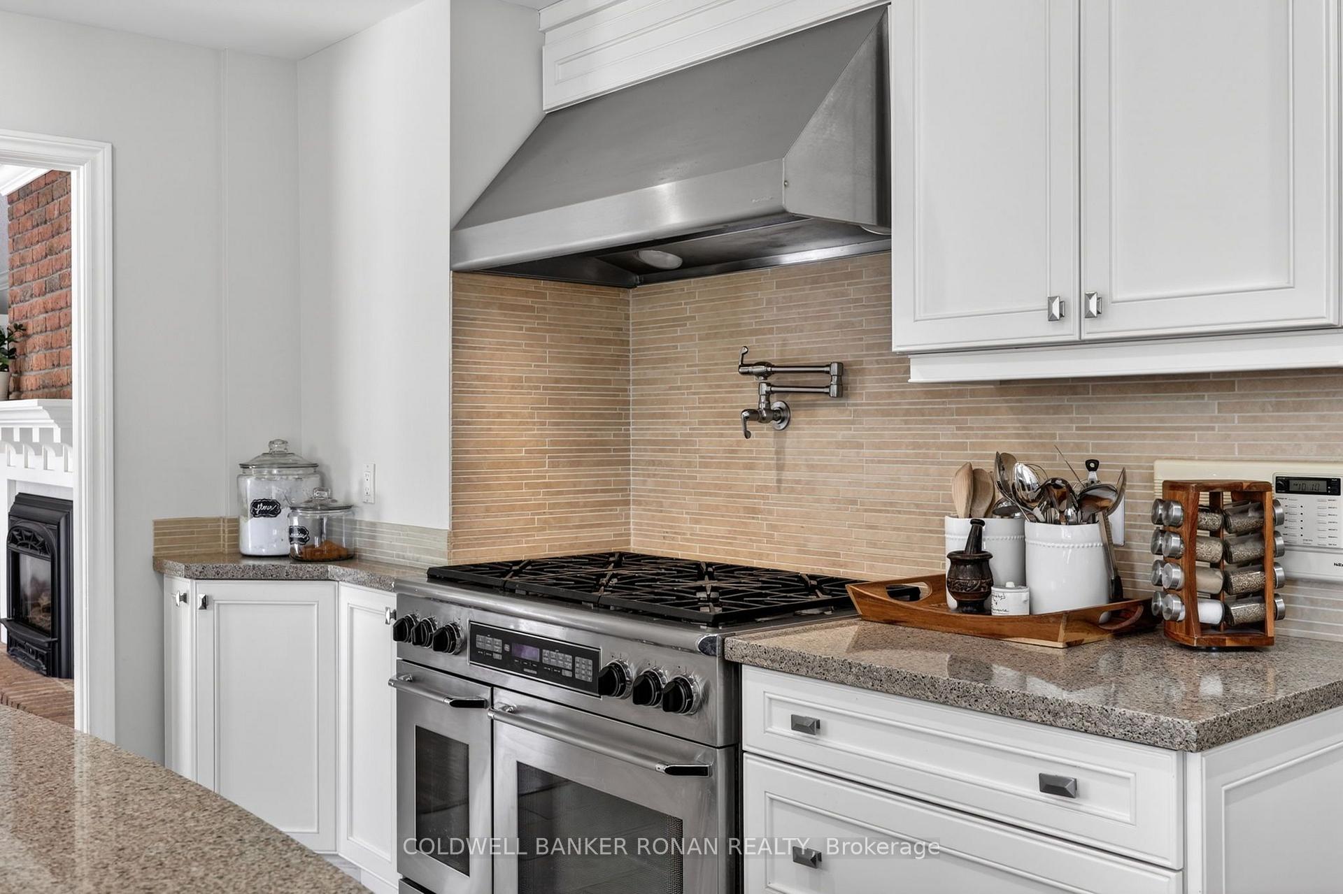 Photo 14 of 12 Themer Court, New Tecumseth, Rural New Tecumseth — HOMEH