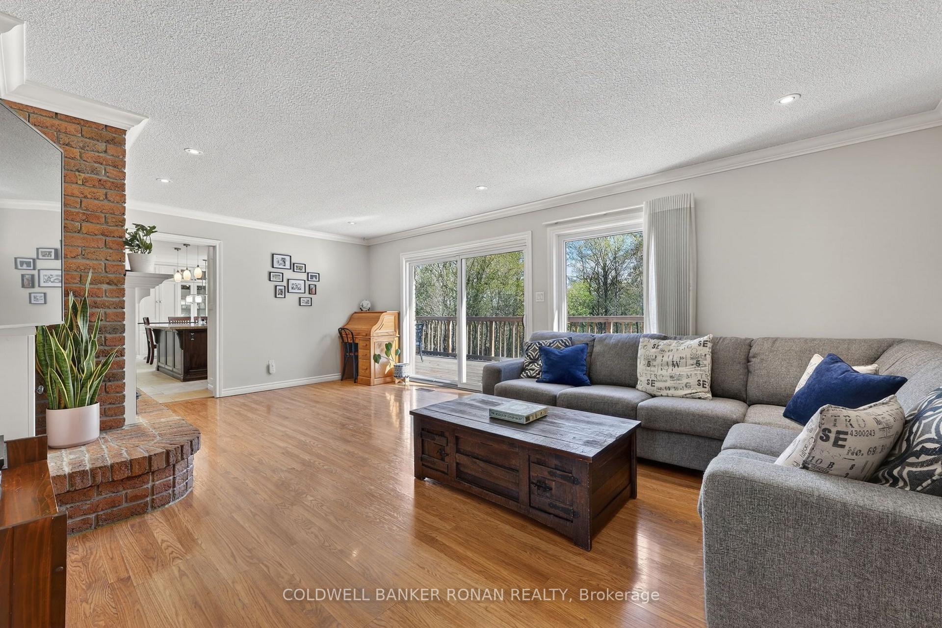 Photo 18 of 12 Themer Court, New Tecumseth, Rural New Tecumseth — HOMEH
