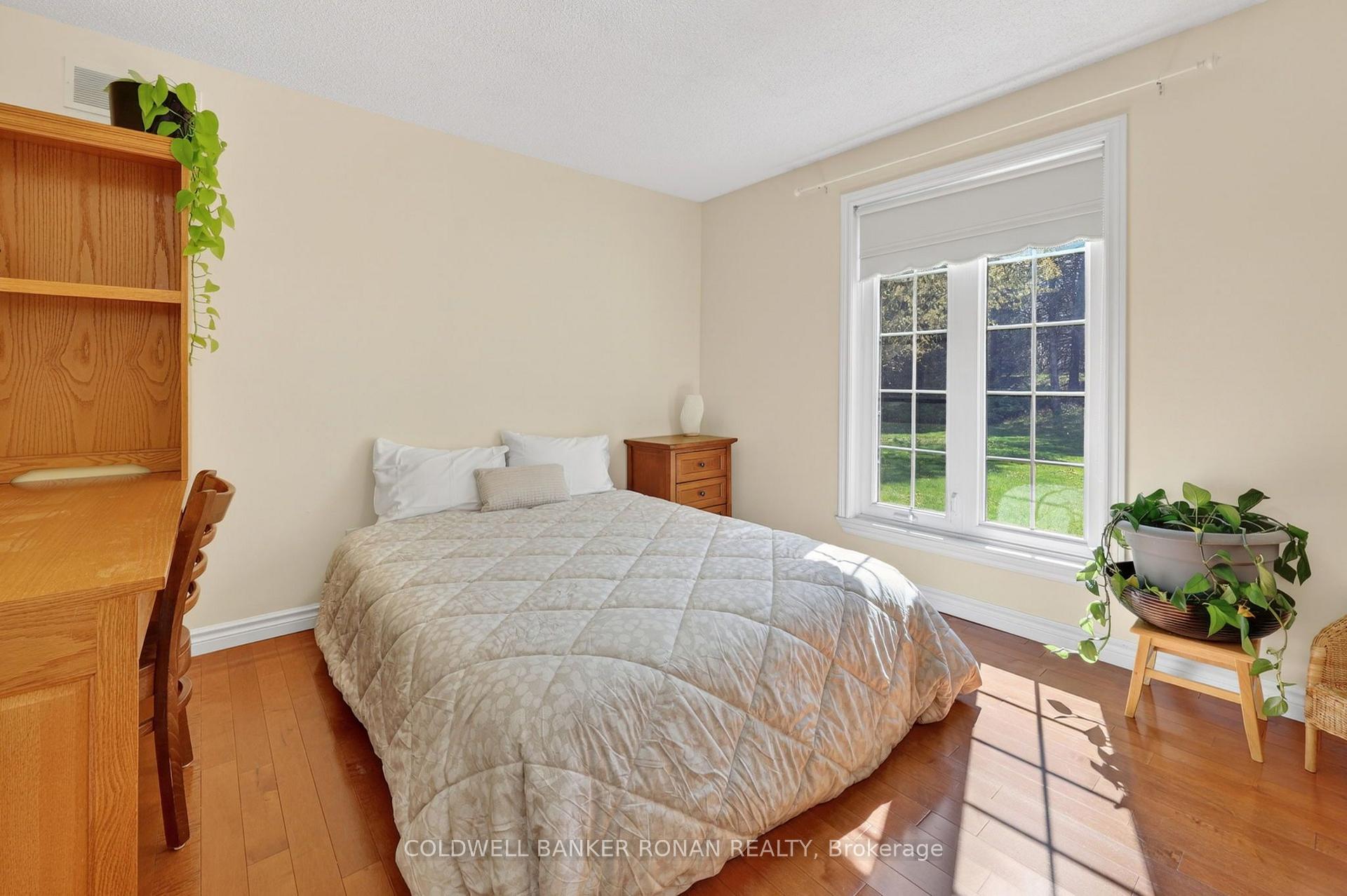 Photo 23 of 12 Themer Court, New Tecumseth, Rural New Tecumseth — HOMEH