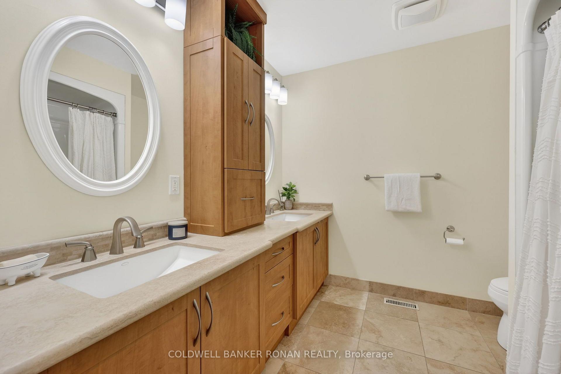 Photo 26 of 12 Themer Court, New Tecumseth, Rural New Tecumseth — HOMEH