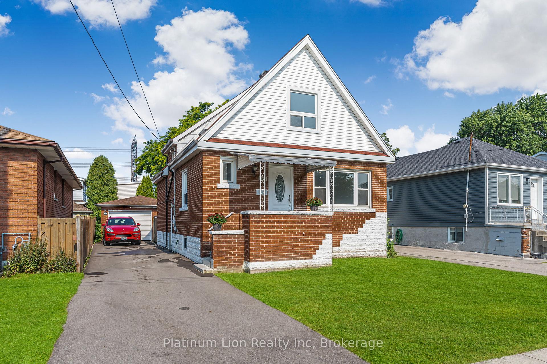 Photo 1 of 146 Craigroyston Road, Hamilton, Bartonville — HOMEH