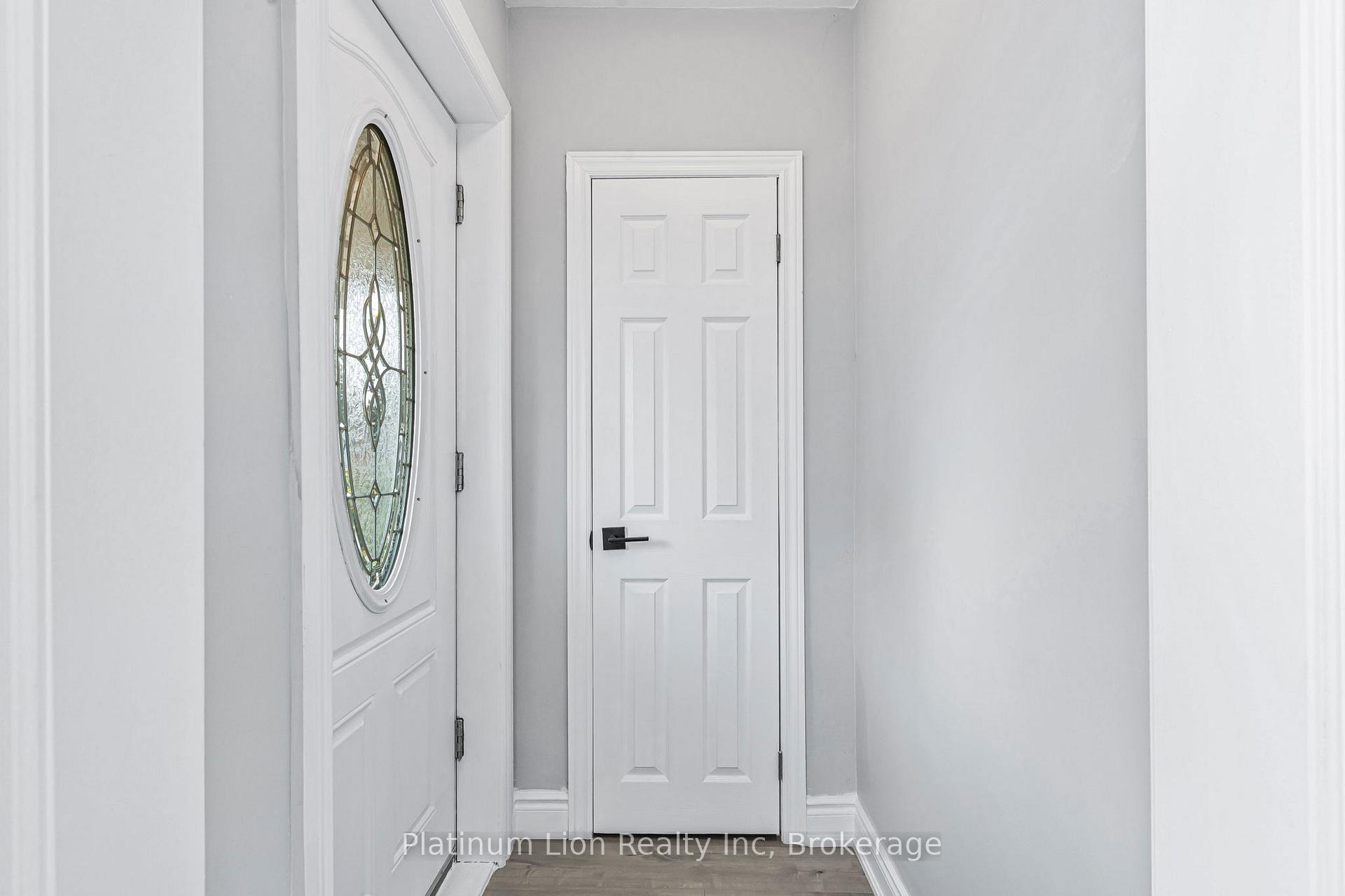 Photo 3 of 146 Craigroyston Road, Hamilton, Bartonville — HOMEH