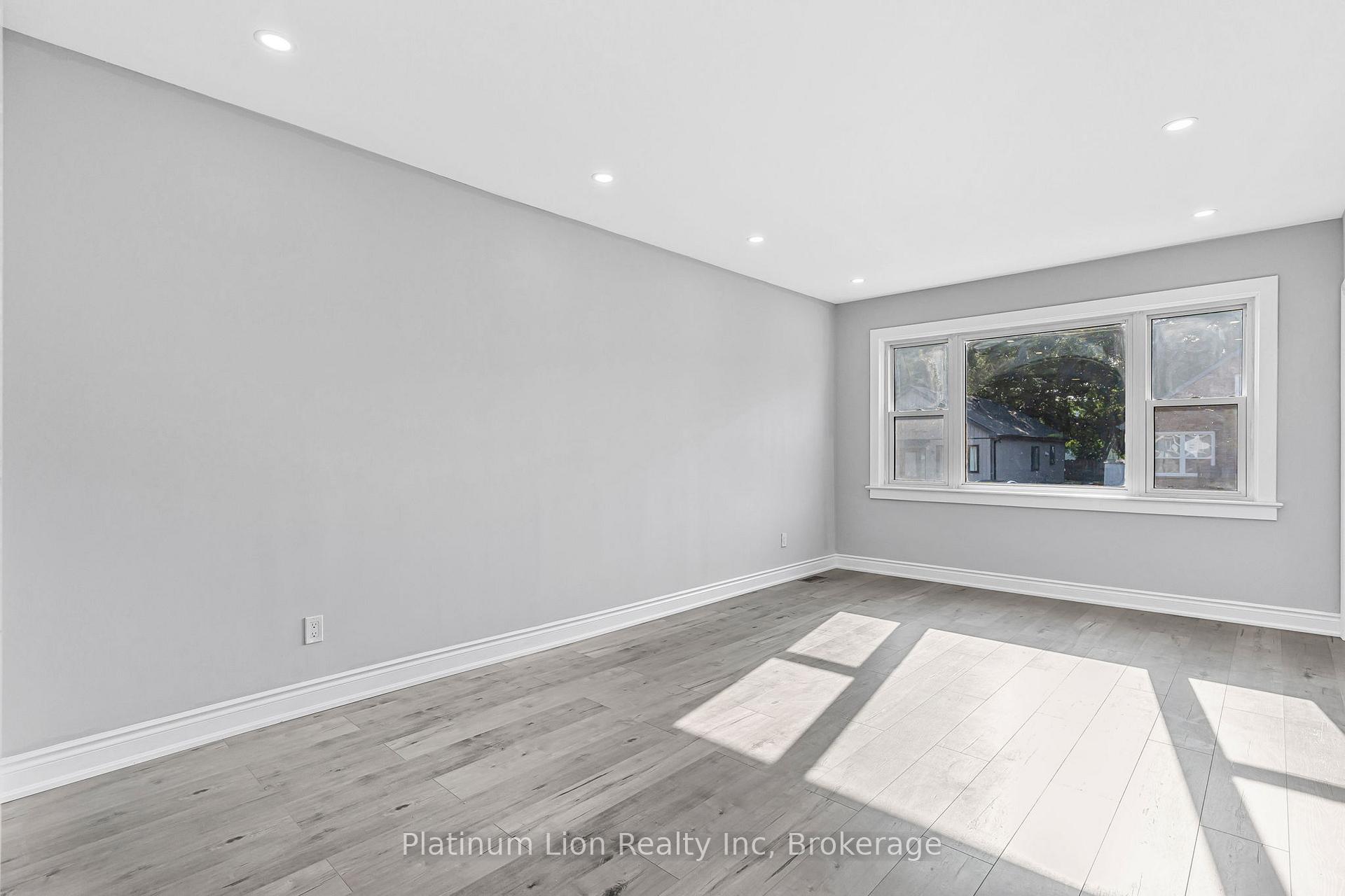 Photo 6 of 146 Craigroyston Road, Hamilton, Bartonville — HOMEH