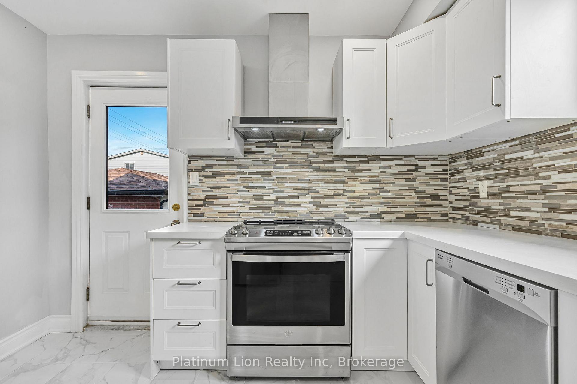 Photo 14 of 146 Craigroyston Road, Hamilton, Bartonville — HOMEH
