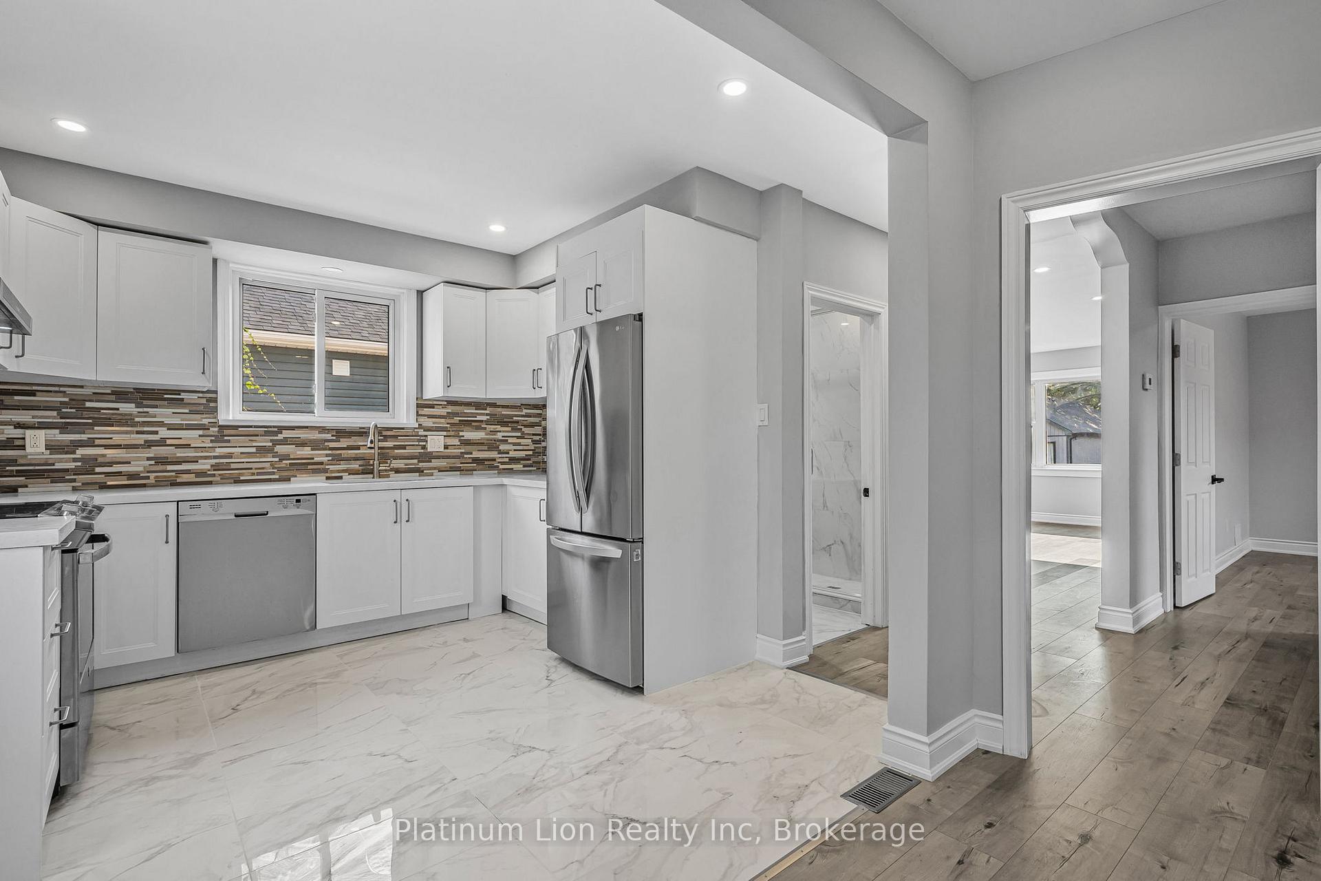 Photo 18 of 146 Craigroyston Road, Hamilton, Bartonville — HOMEH