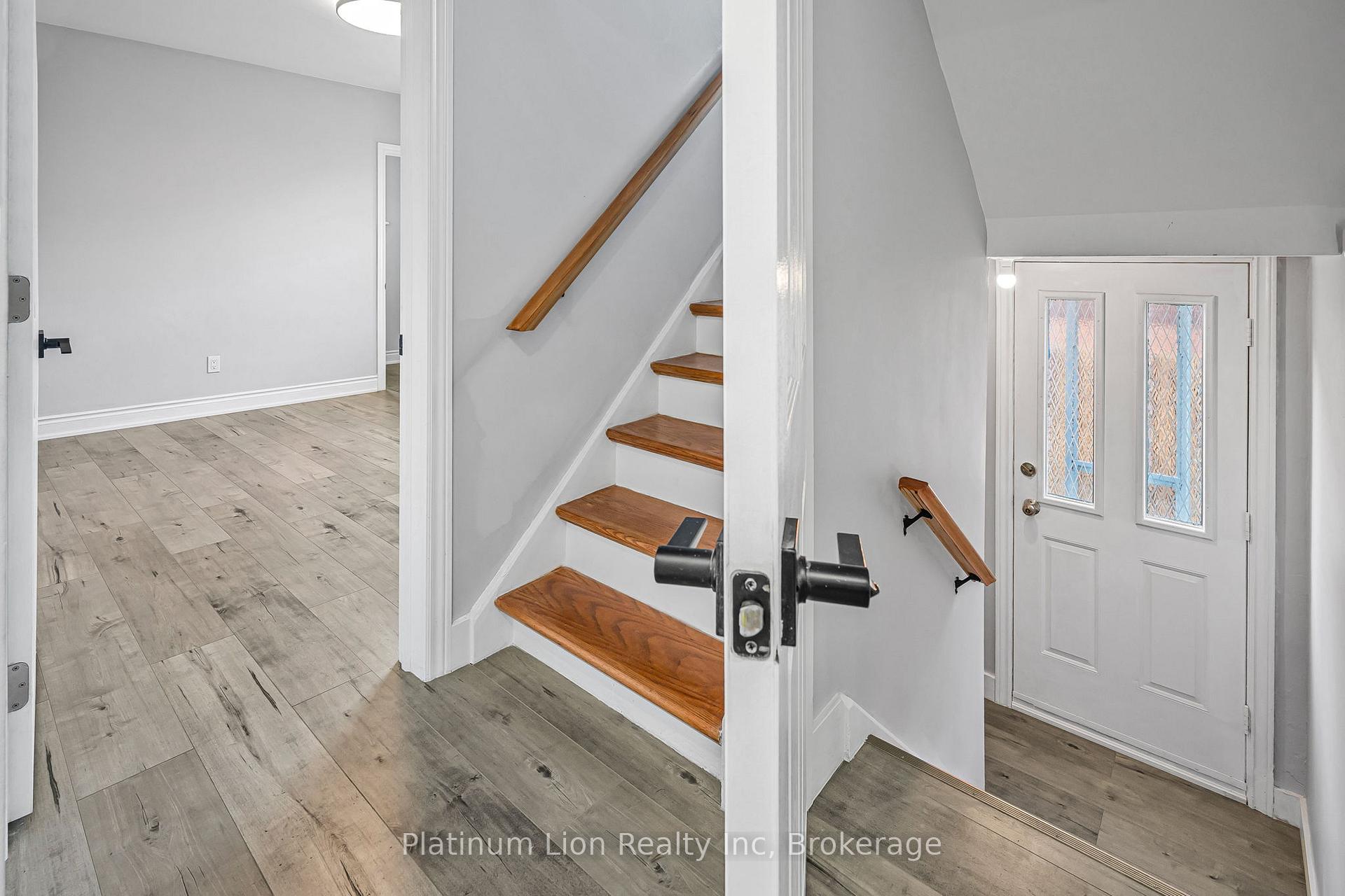 Photo 19 of 146 Craigroyston Road, Hamilton, Bartonville — HOMEH