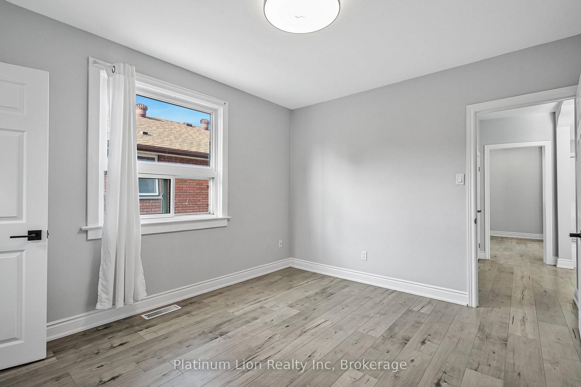 Photo 21 of 146 Craigroyston Road, Hamilton, Bartonville — HOMEH