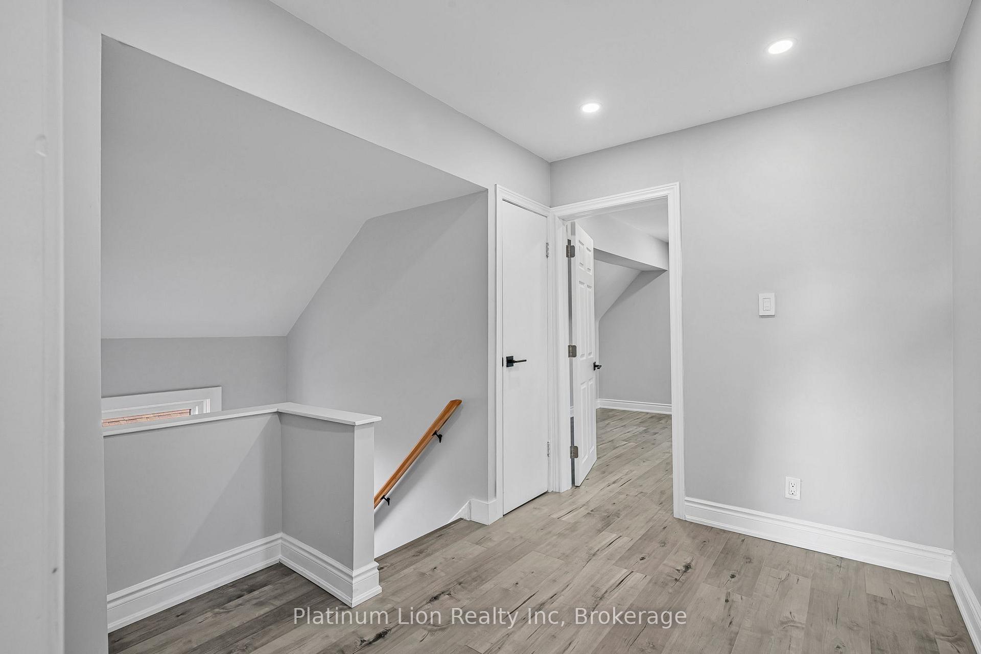 Photo 24 of 146 Craigroyston Road, Hamilton, Bartonville — HOMEH
