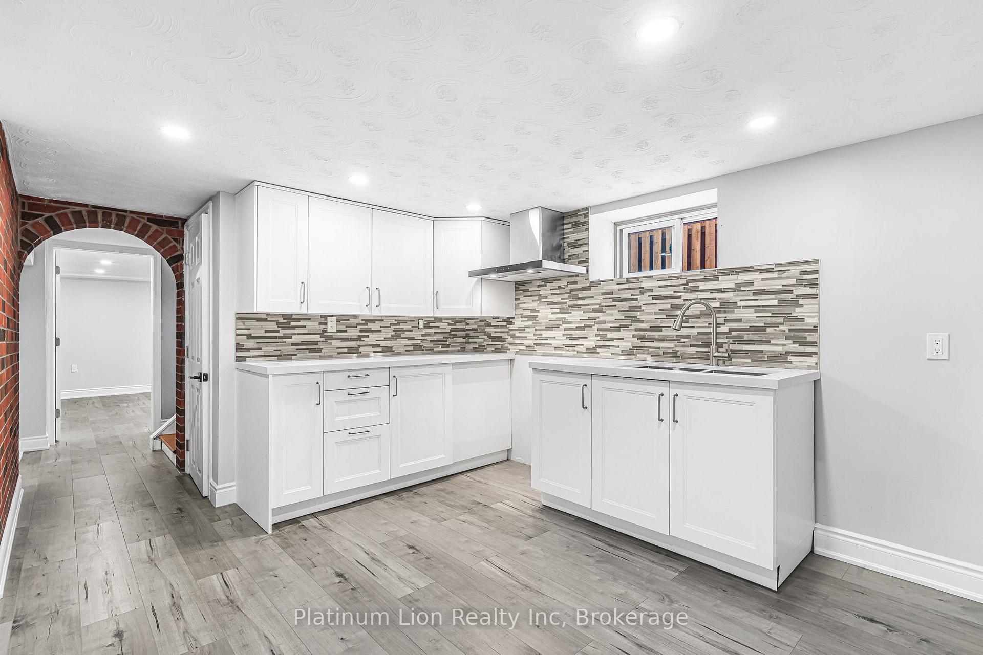 Photo 37 of 146 Craigroyston Road, Hamilton, Bartonville — HOMEH