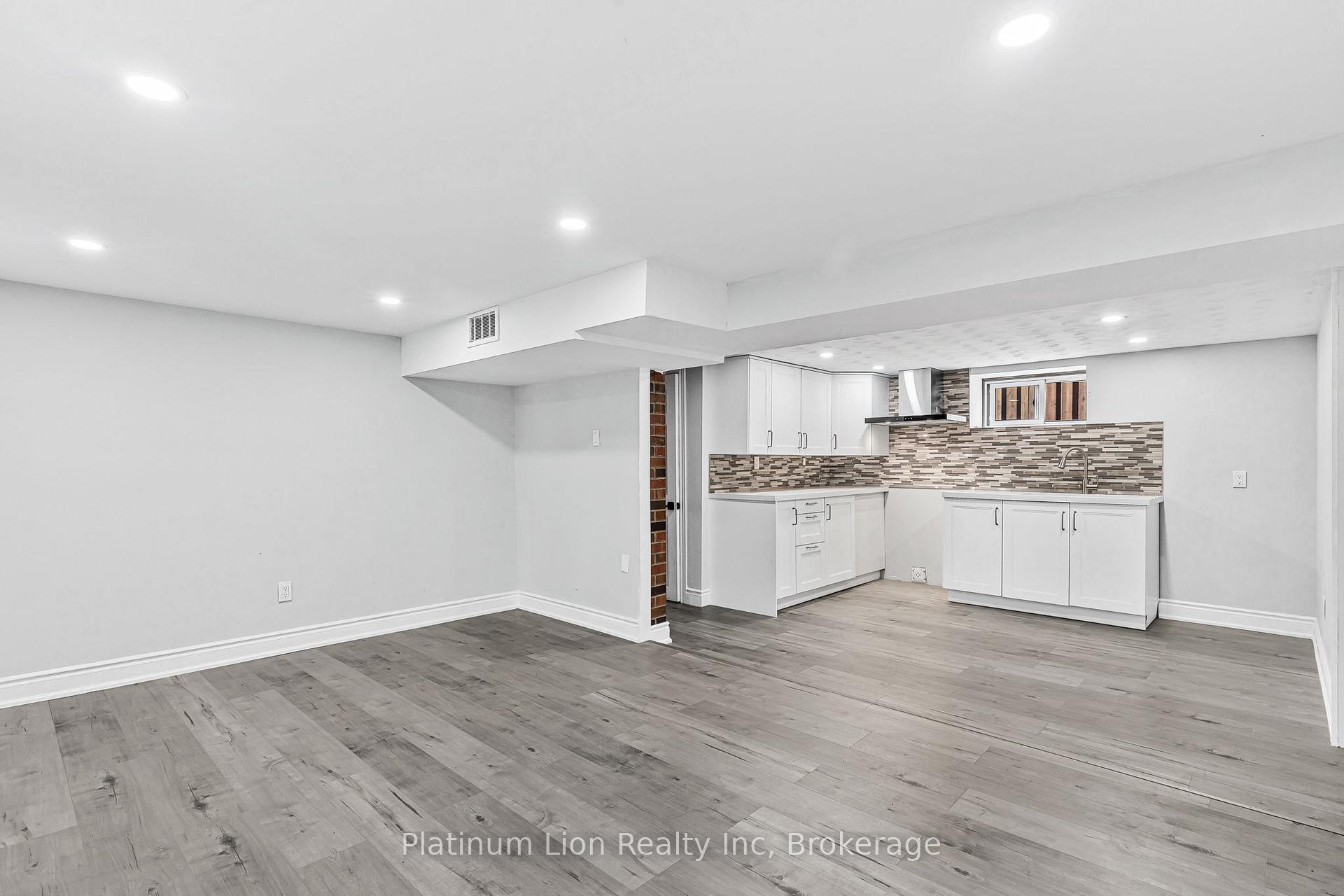 Photo 39 of 146 Craigroyston Road, Hamilton, Bartonville — HOMEH