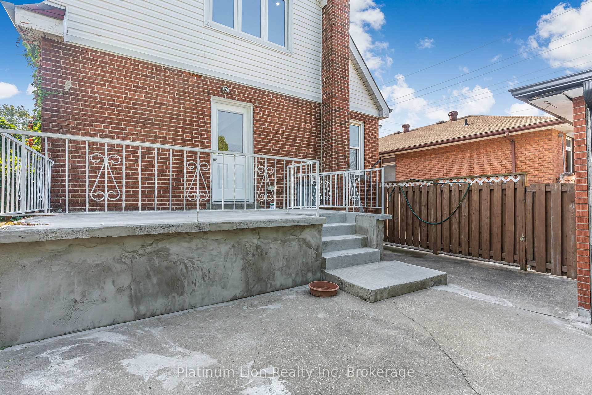 Photo 45 of 146 Craigroyston Road, Hamilton, Bartonville — HOMEH