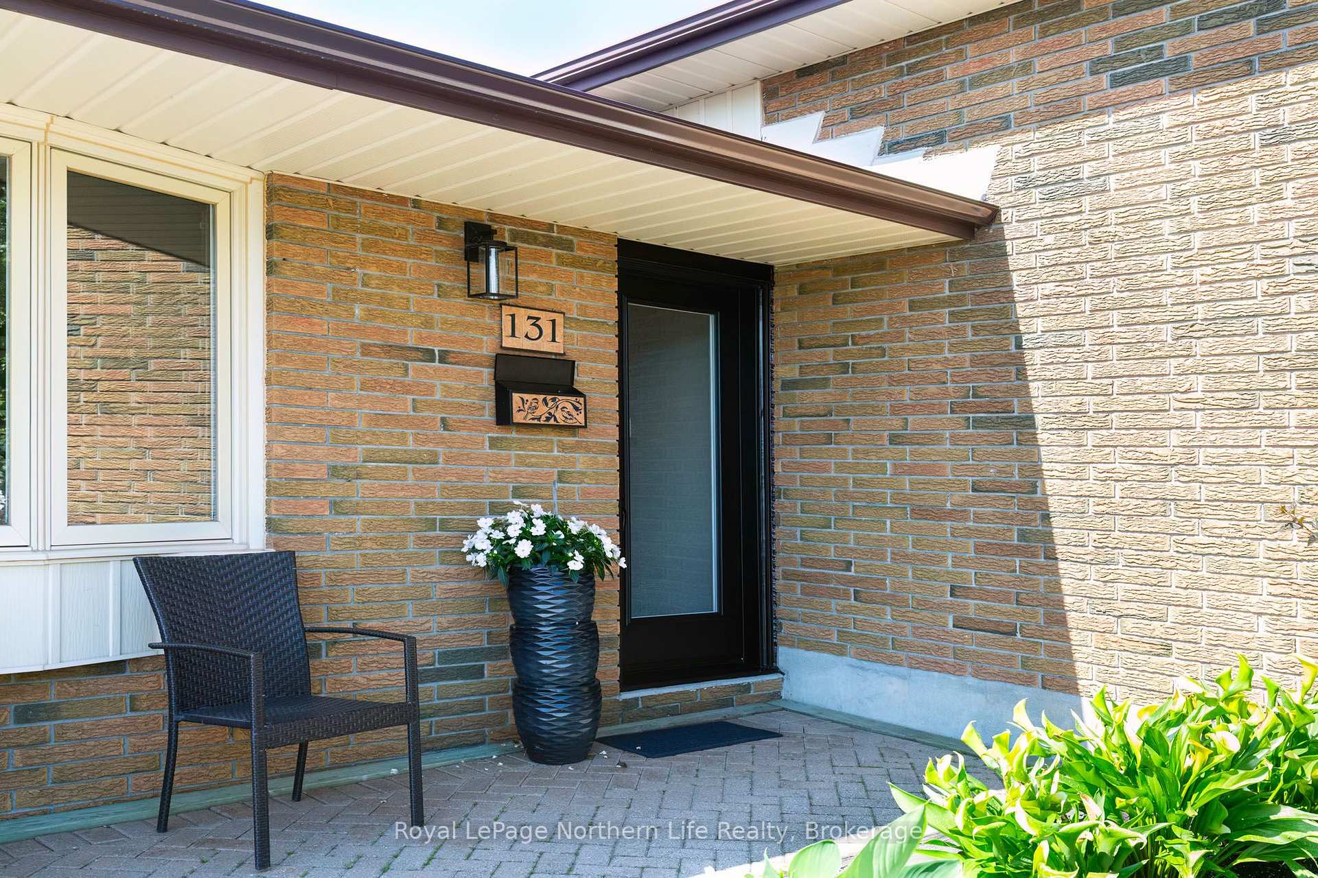 Photo 6 of 131 Coreen Crescent, North Bay, Birchaven — HOMEH