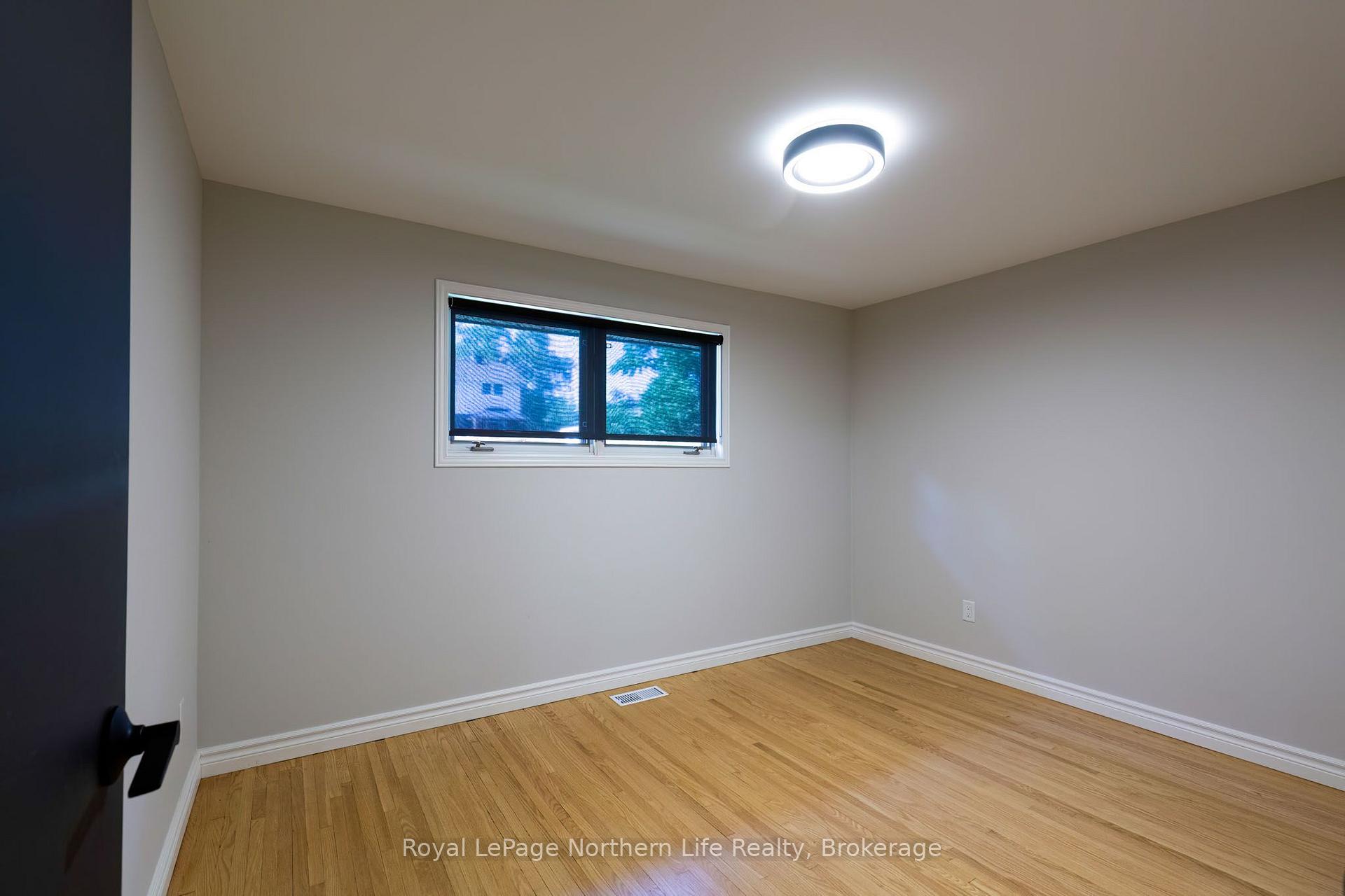 Photo 7 of 131 Coreen Crescent, North Bay, Birchaven — HOMEH